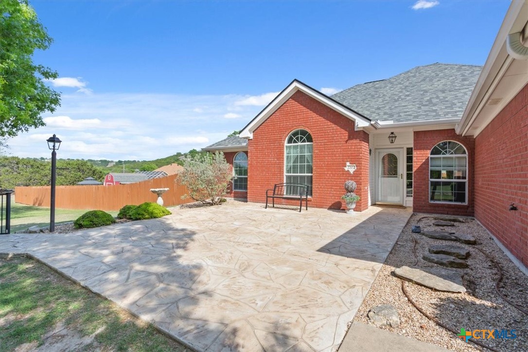 2702 Freedom Lane