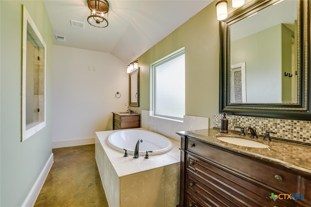 2243 Woodland Bend Road