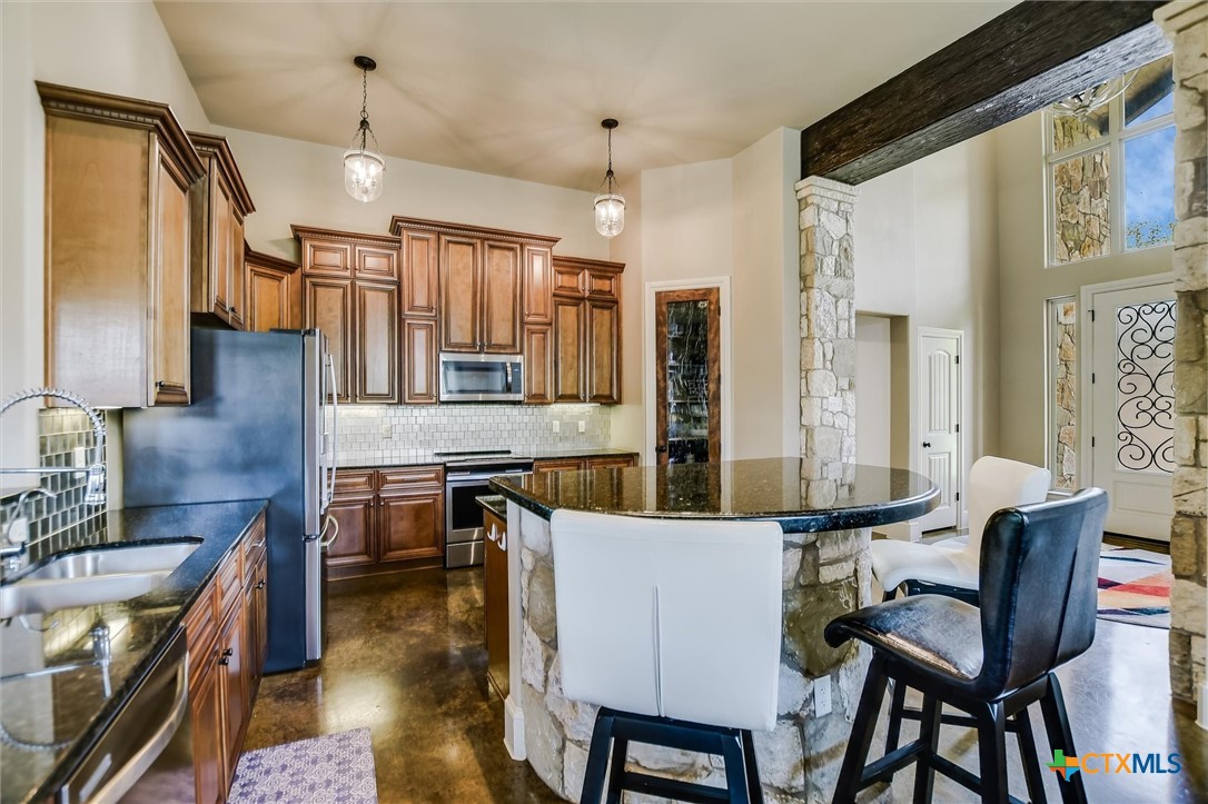 2243 Woodland Bend Road