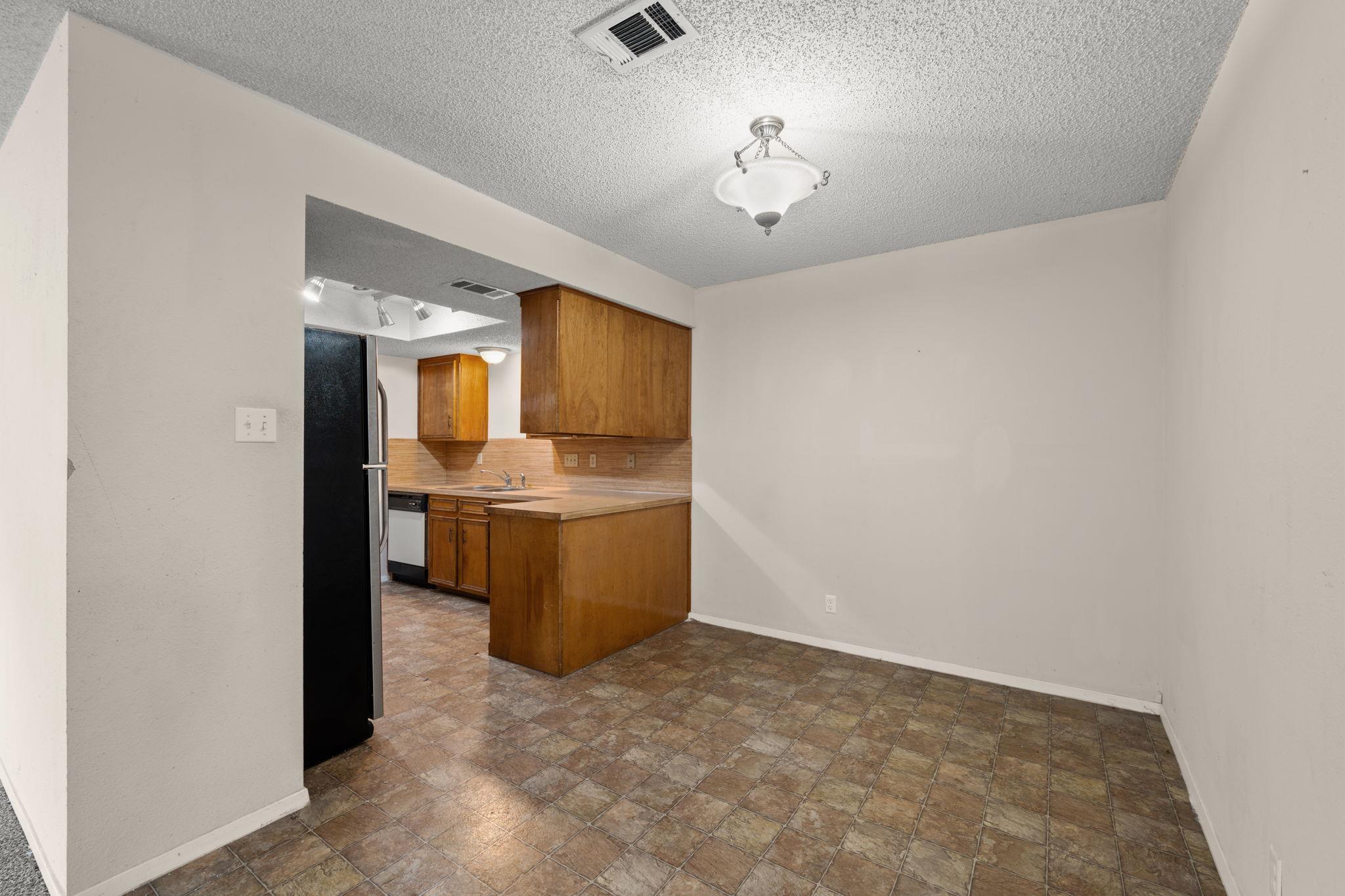 101 Norwood DR # B