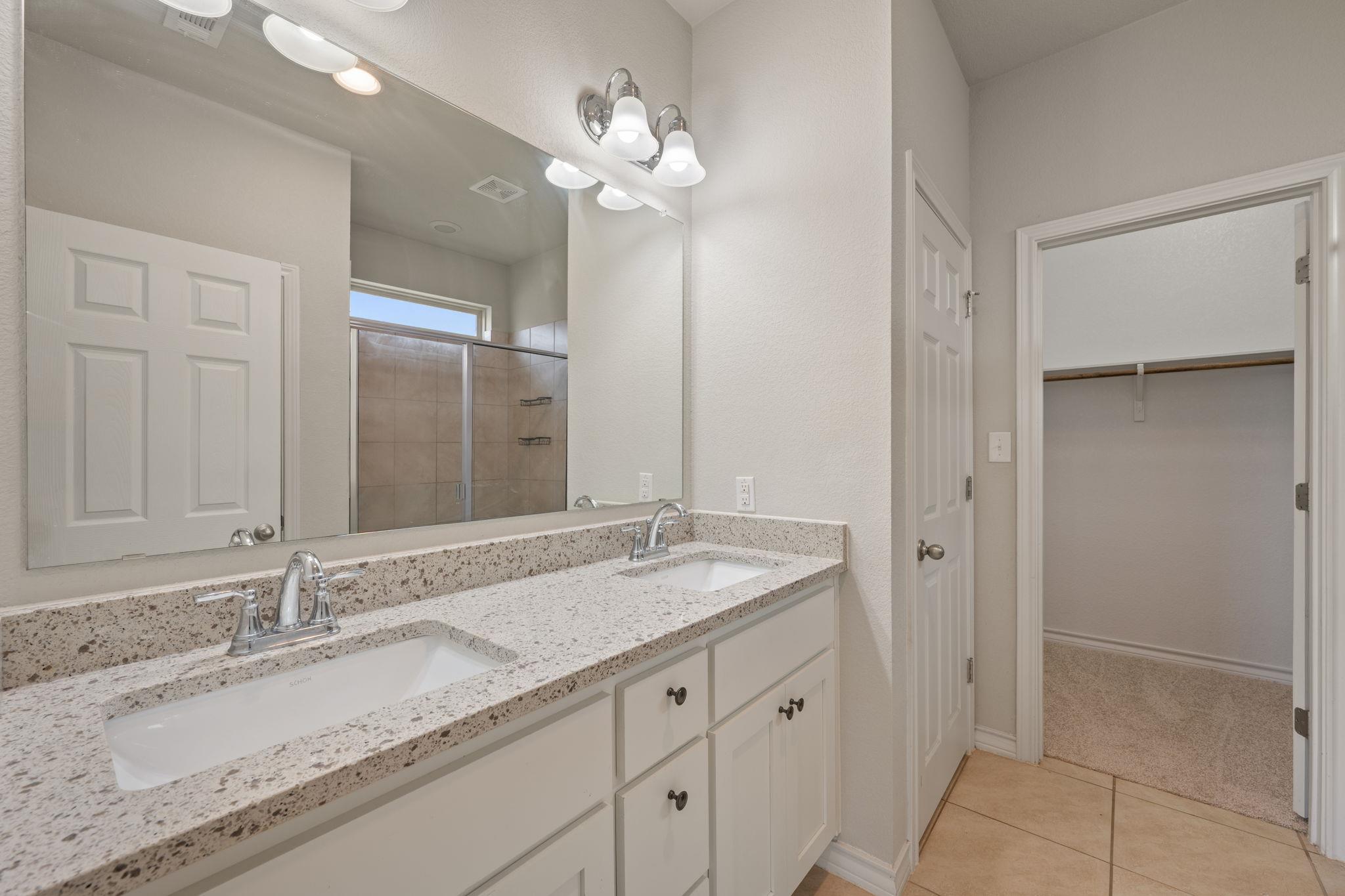 6605 Verona PL
