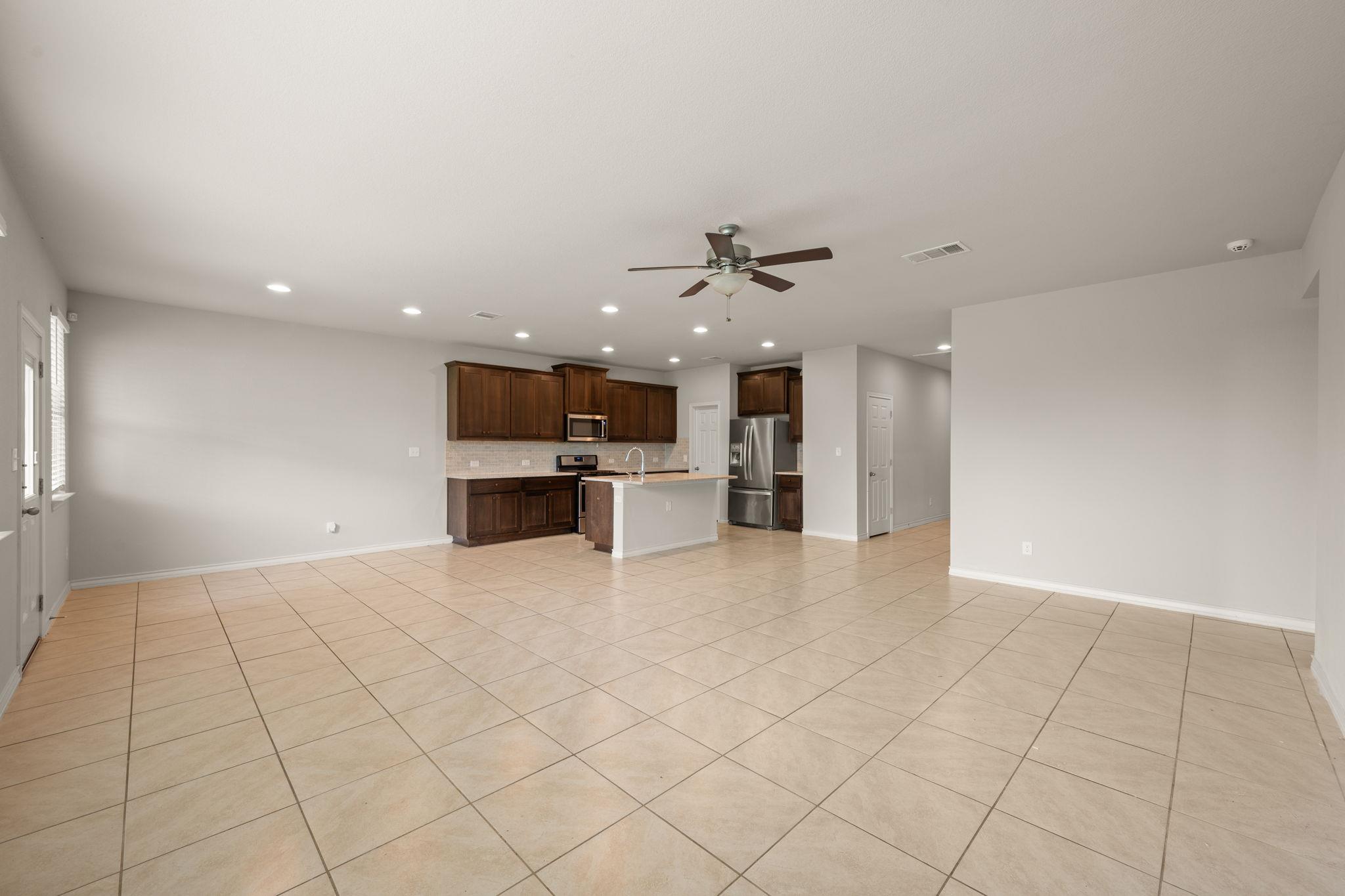6605 Verona PL