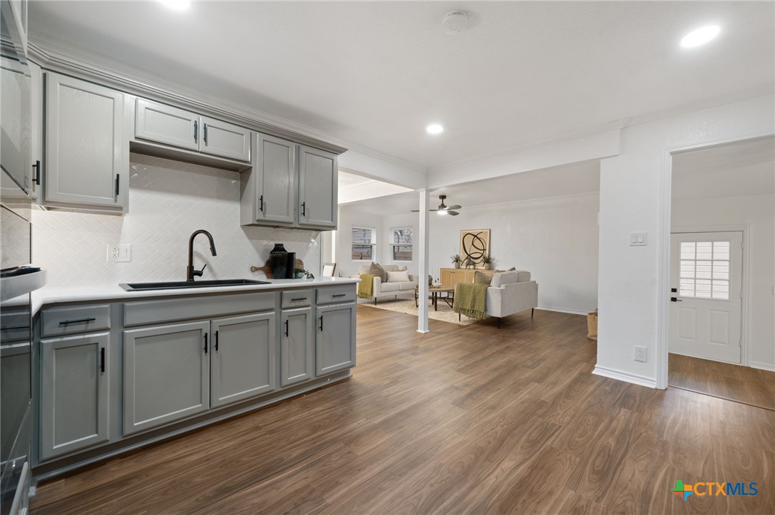 1418 N Wall Street