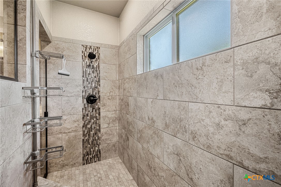 5908 La Roea Drive