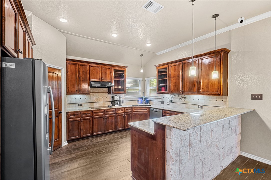5908 La Roea Drive
