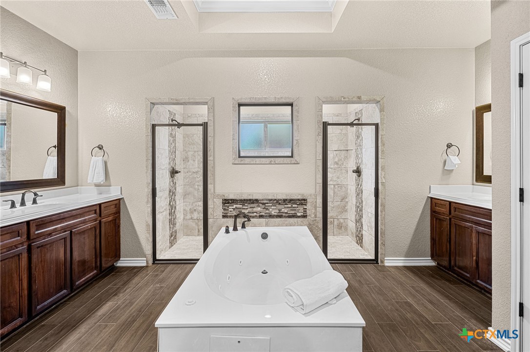 5908 La Roea Drive