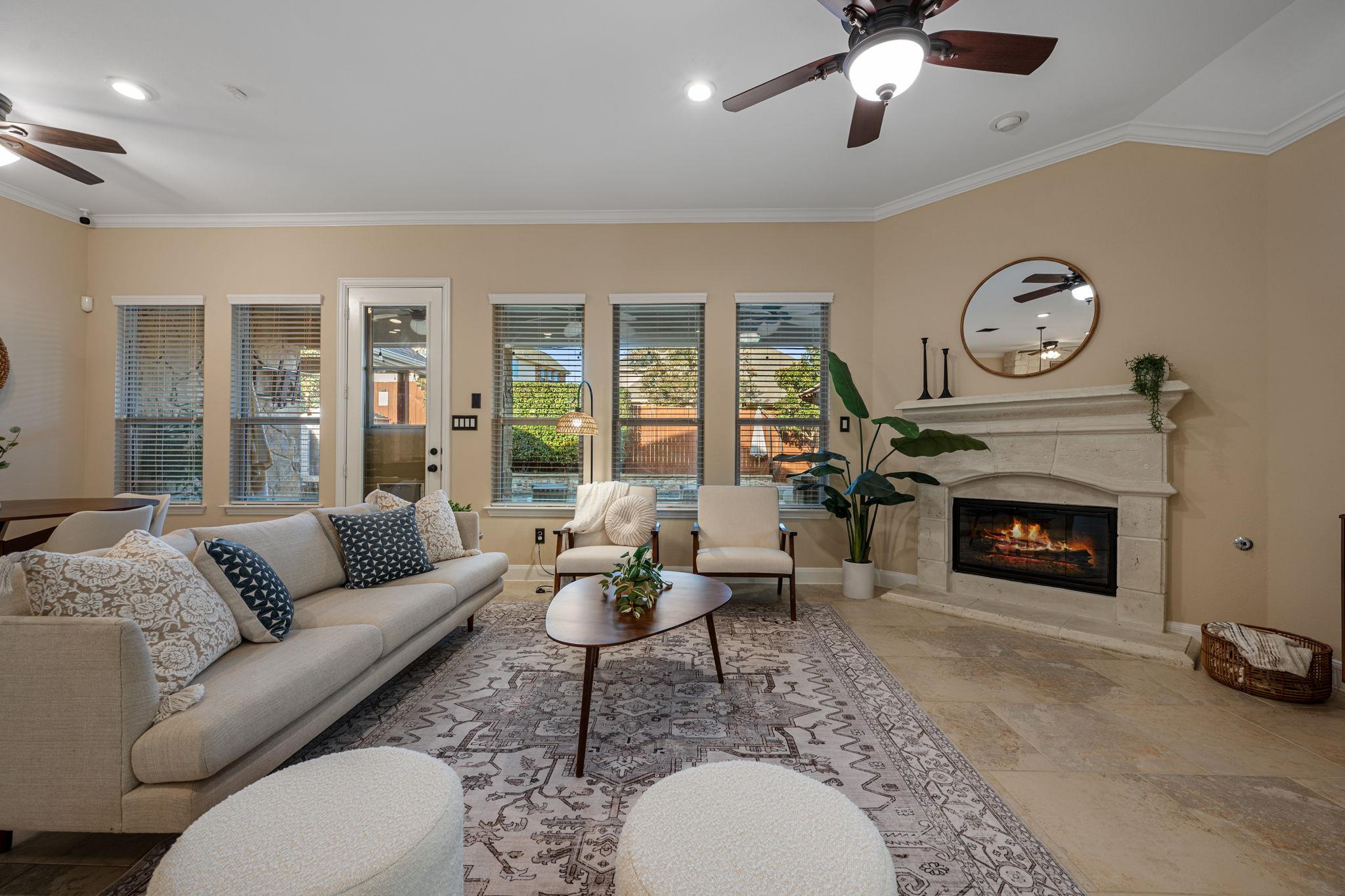 4503 Miraval LOOP