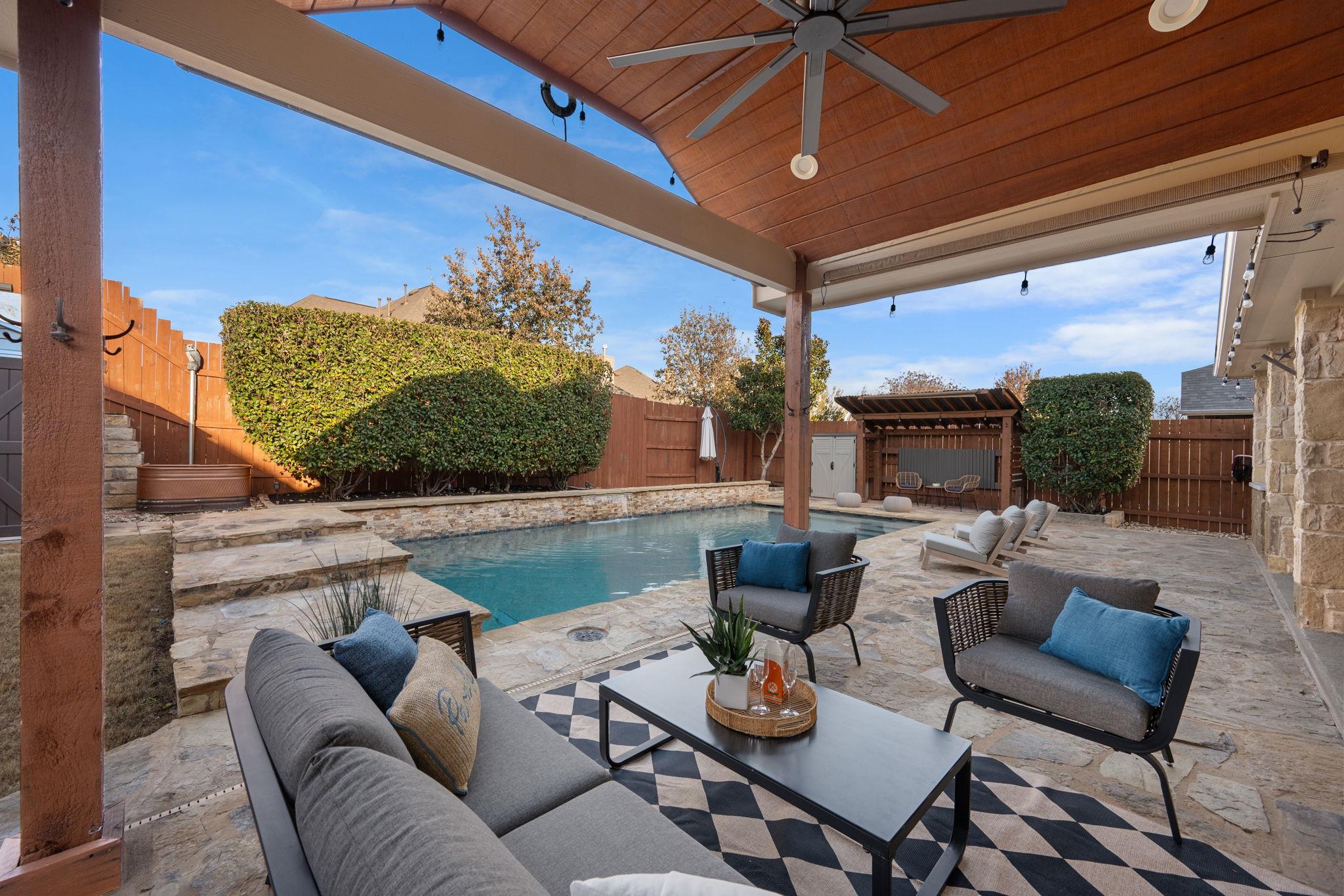 4503 Miraval LOOP