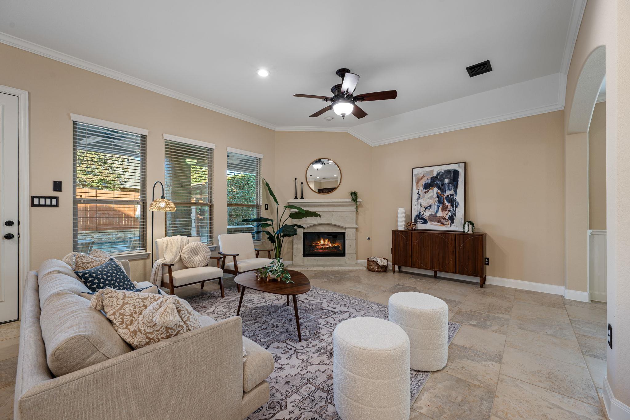 4503 Miraval LOOP