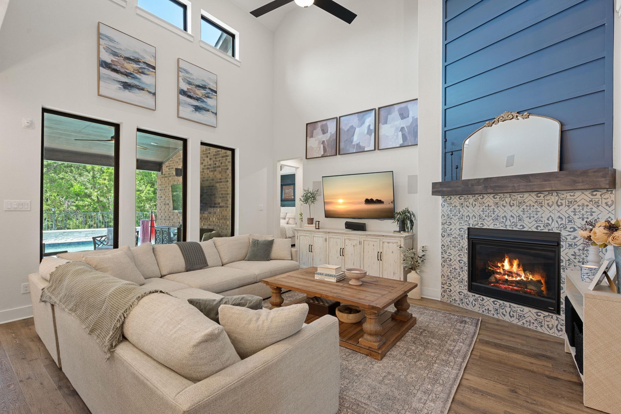 1005 Wolf Hollow DR