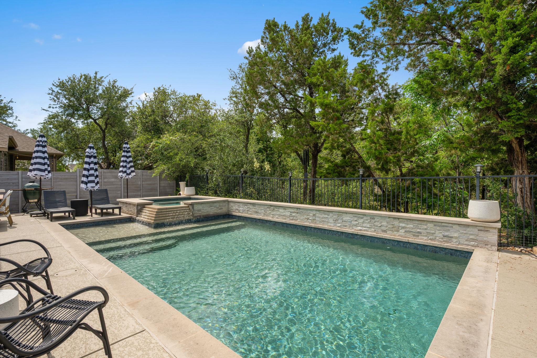 1005 Wolf Hollow DR
