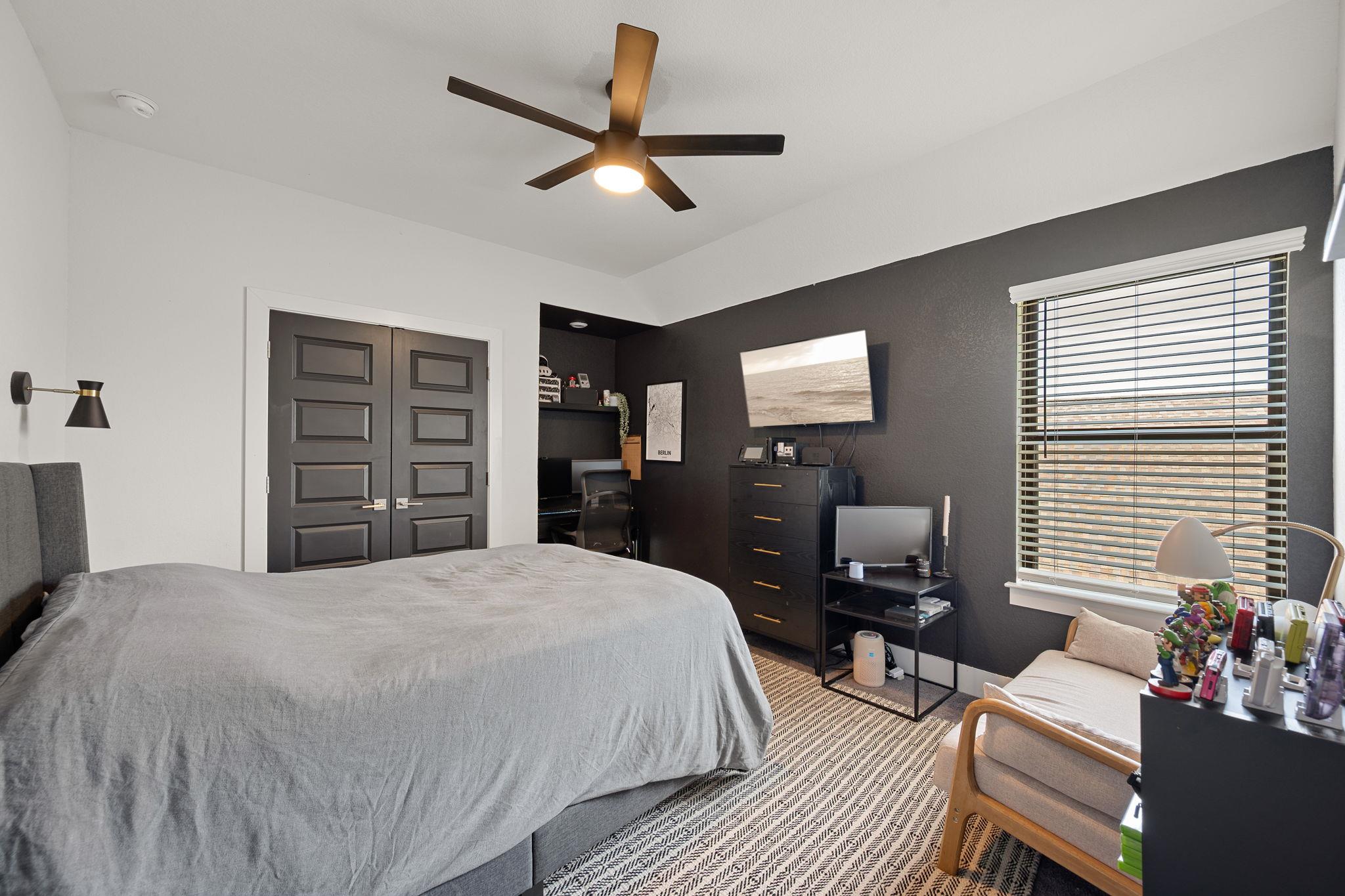 1005 Wolf Hollow DR