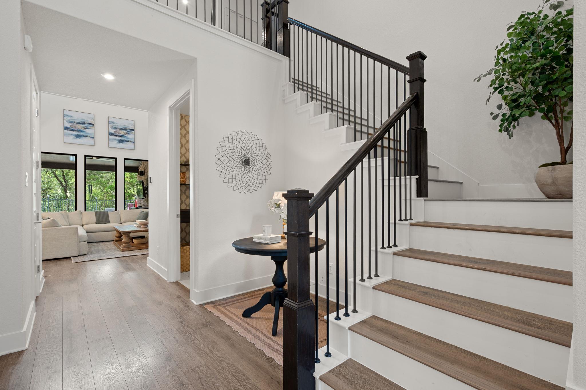 1005 Wolf Hollow DR