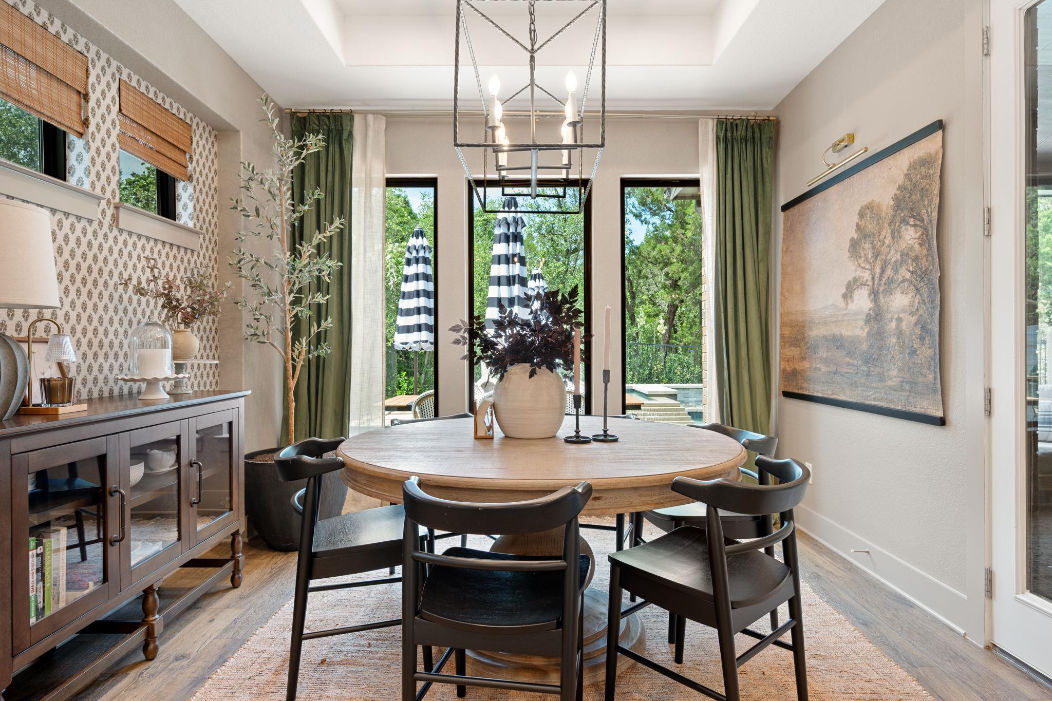 1005 Wolf Hollow DR
