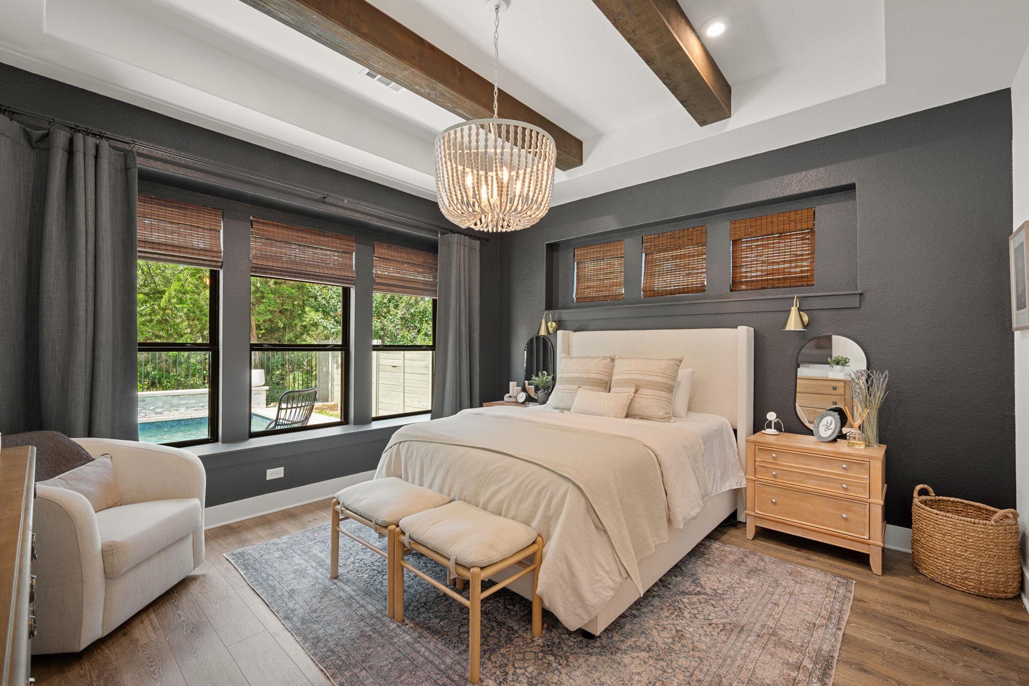 1005 Wolf Hollow DR
