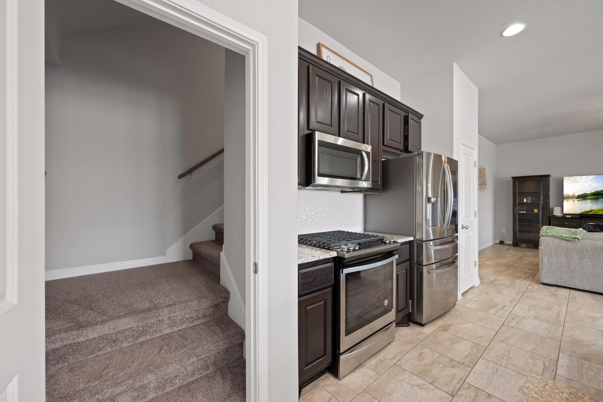 105 W Highfield ST