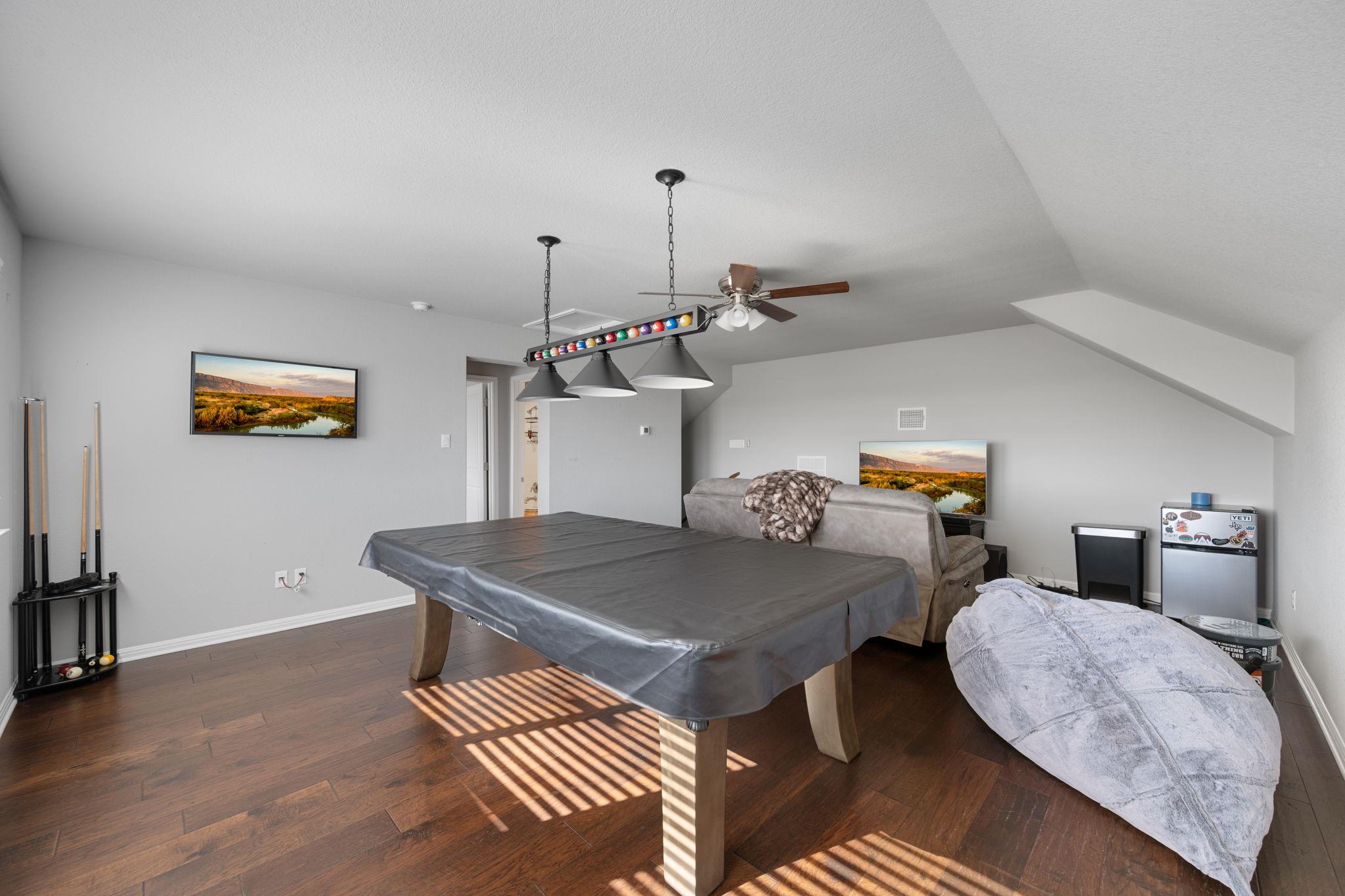 105 W Highfield ST
