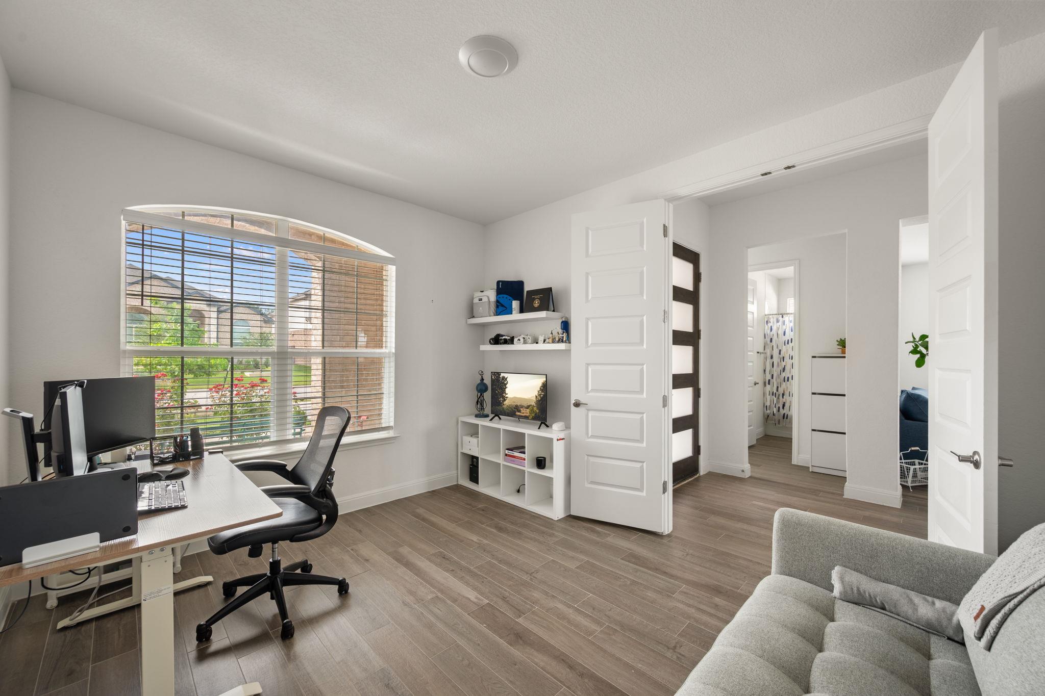 1621 Weavers BND