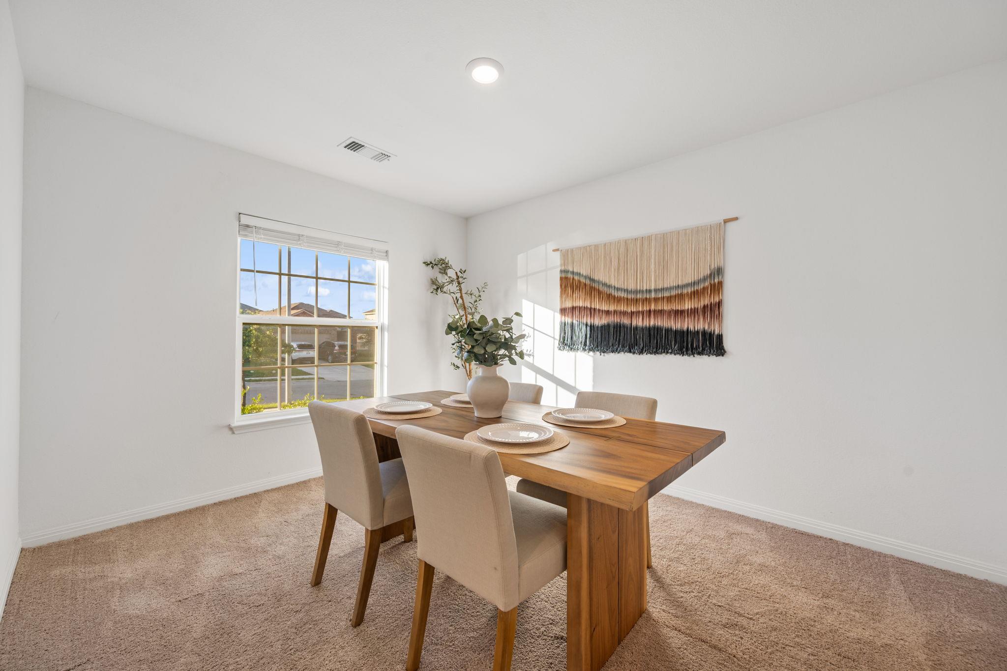 108 Maywood LN