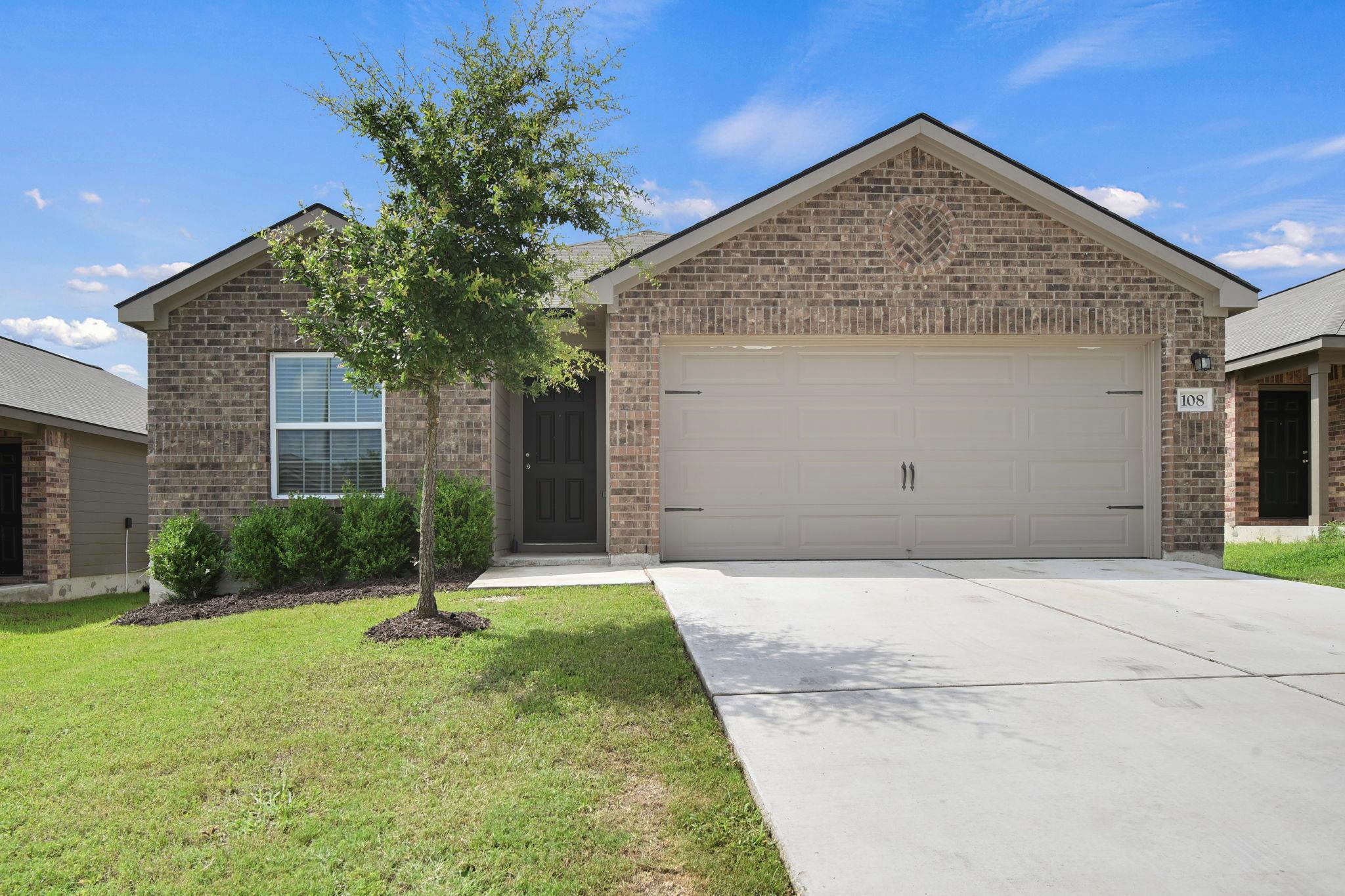 108 Maywood LN