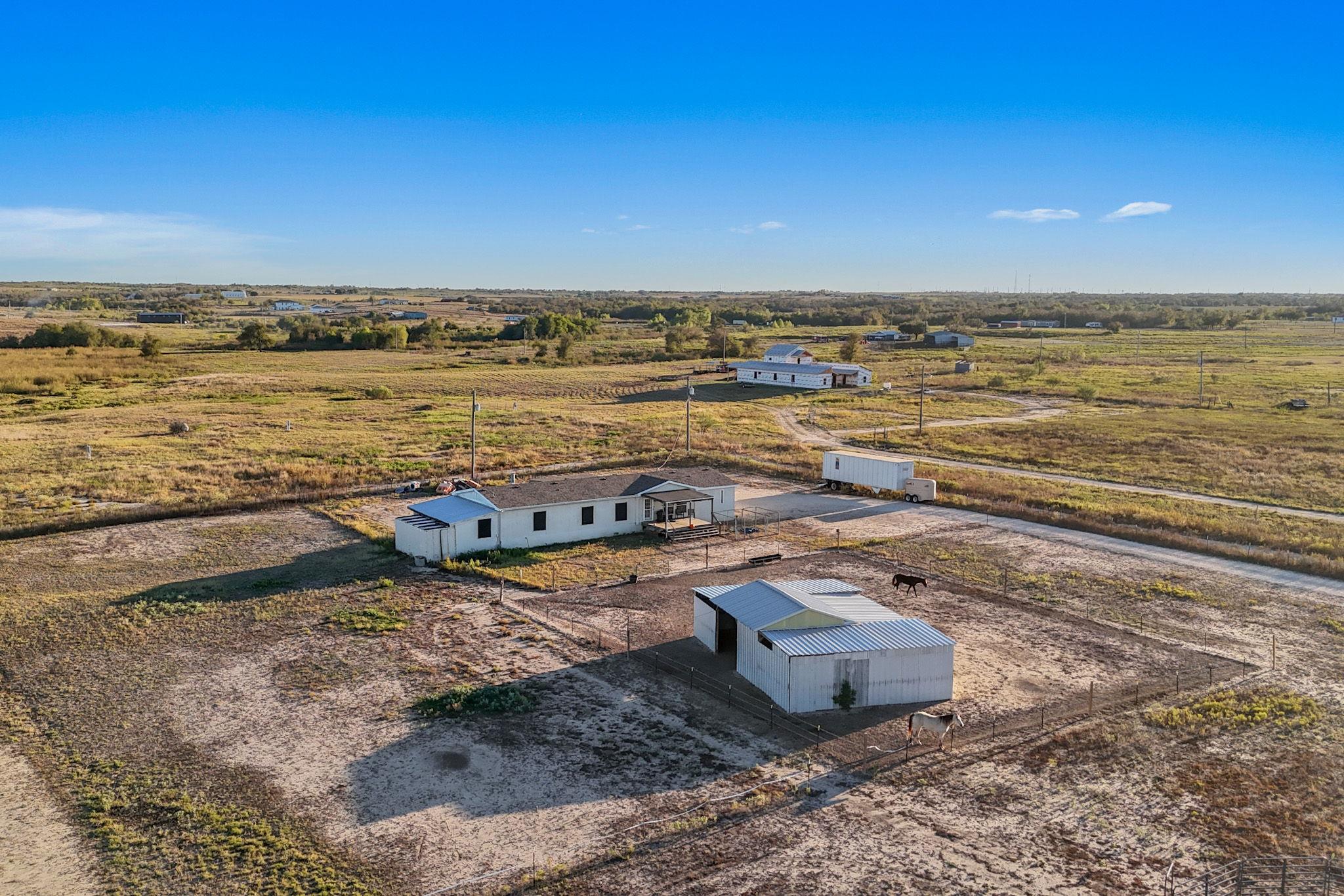 1600 County Road 465