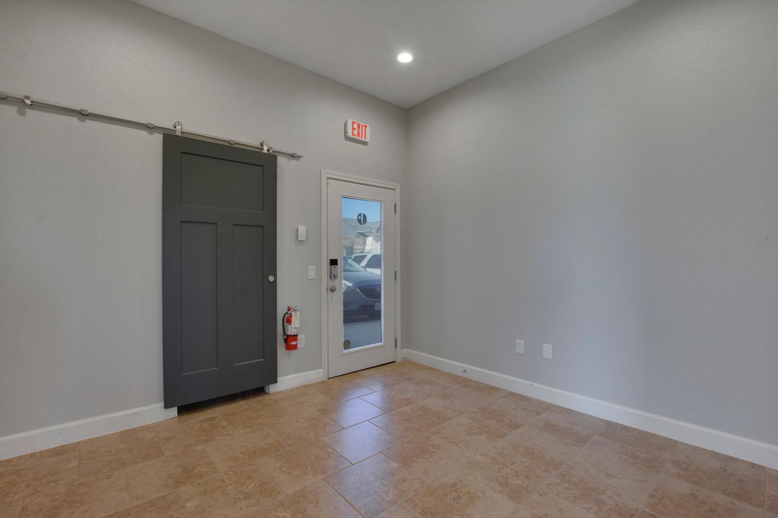 1101 Satellite VW # 605