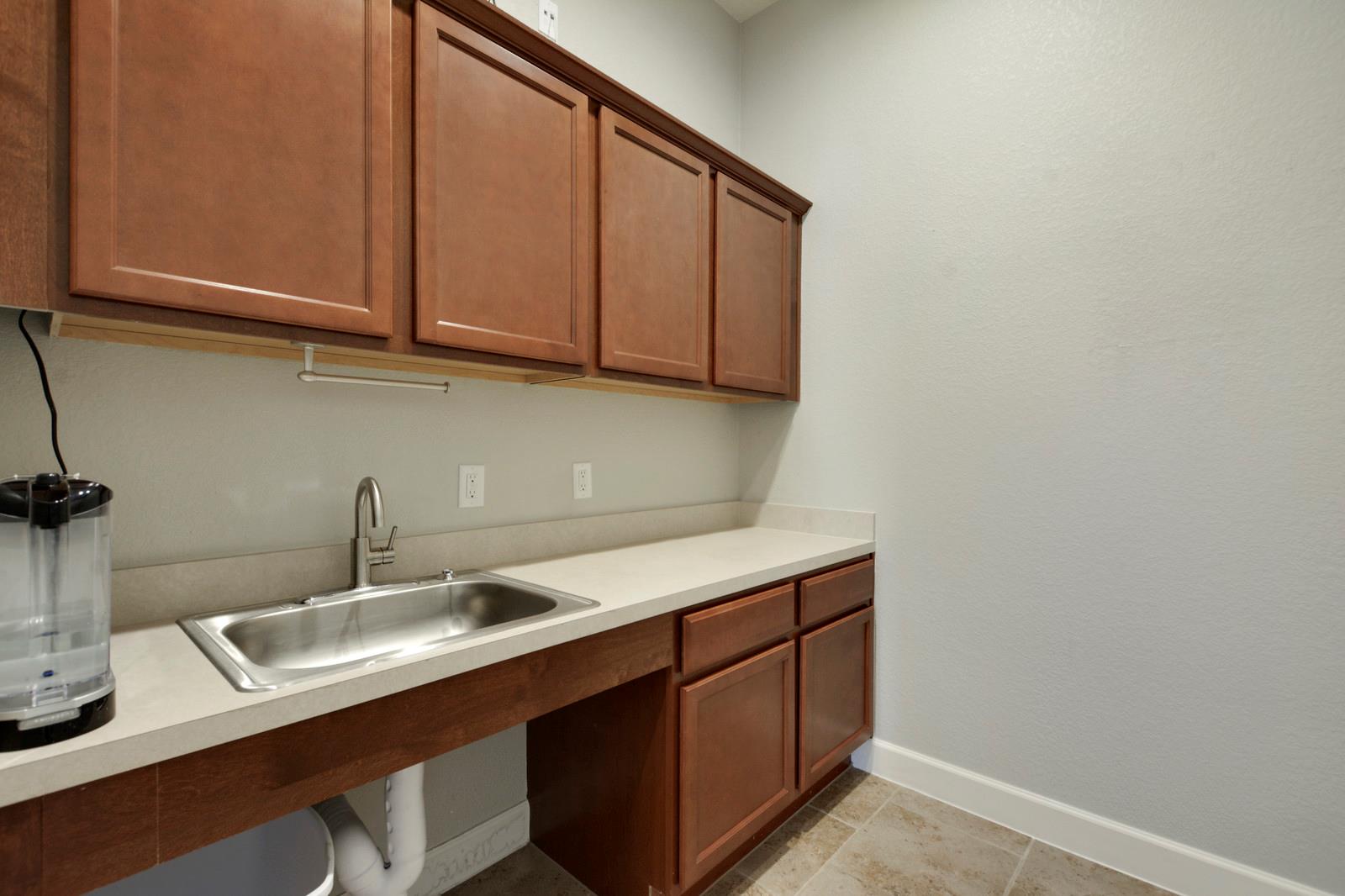 1101 Satellite VW # 605