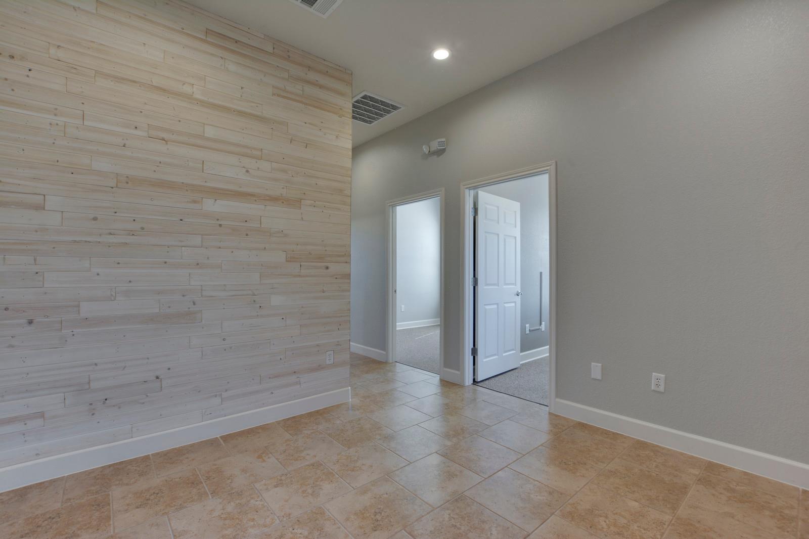 1101 Satellite VW # 605