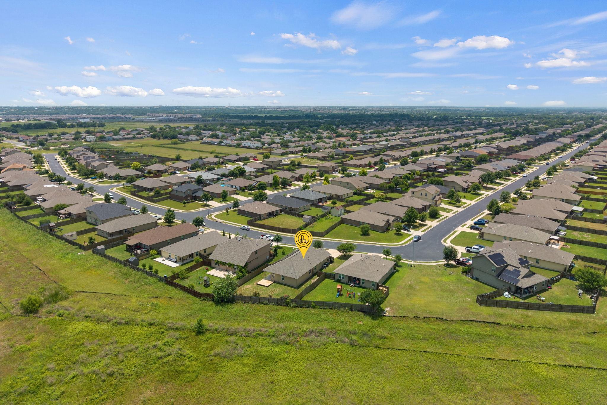 533 Luna Vista DR
