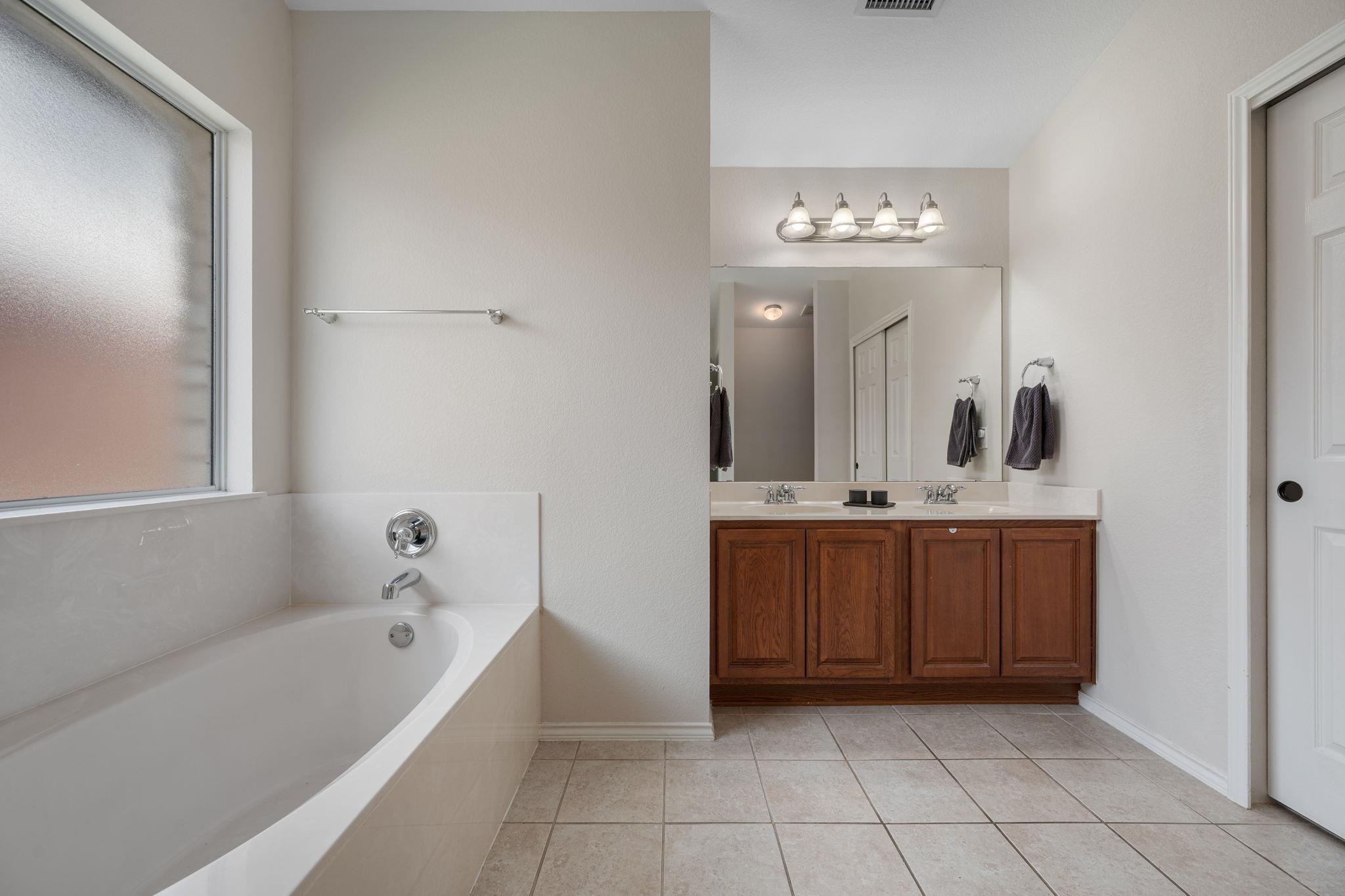 803 Brazos Bend DR