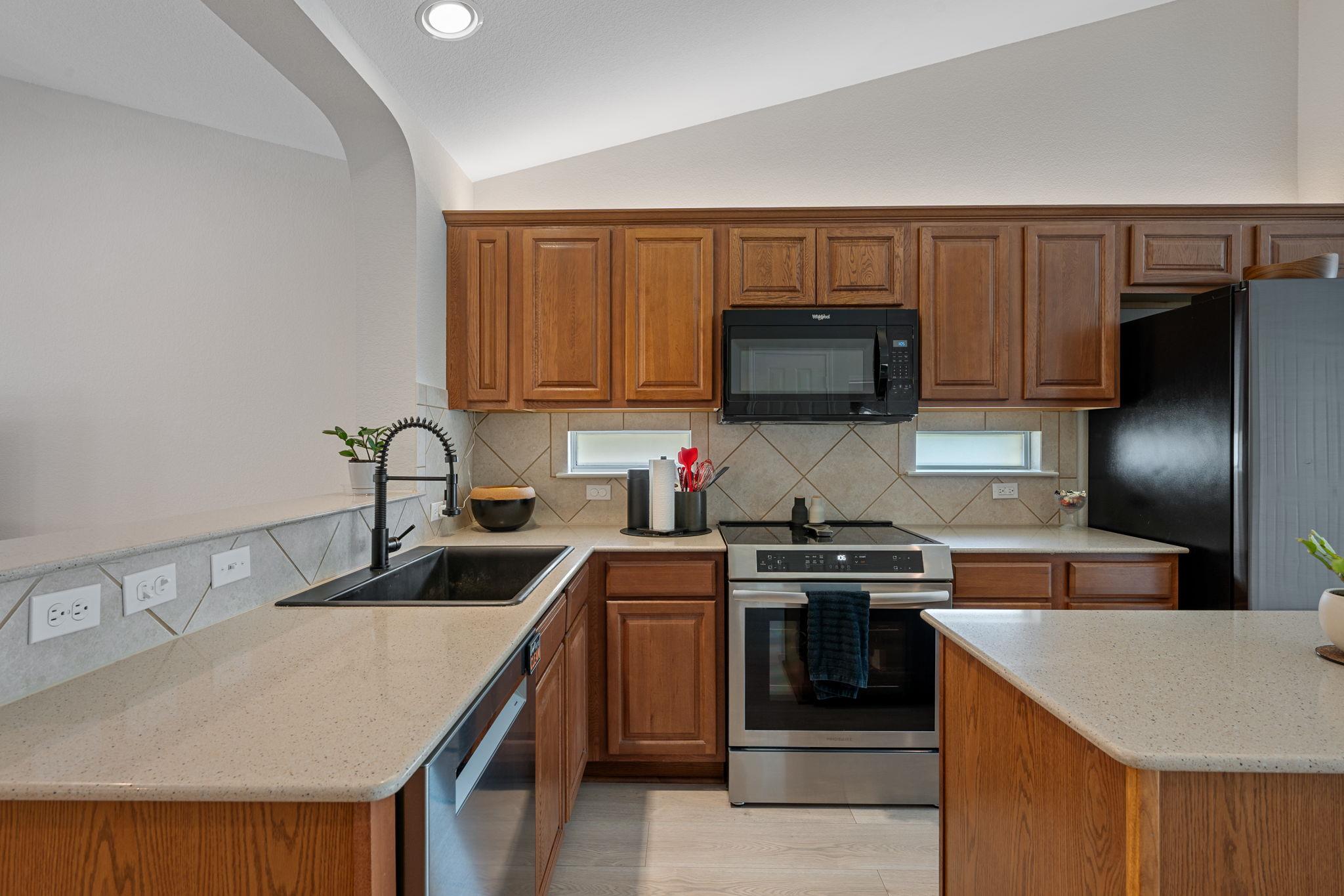 803 Brazos Bend DR
