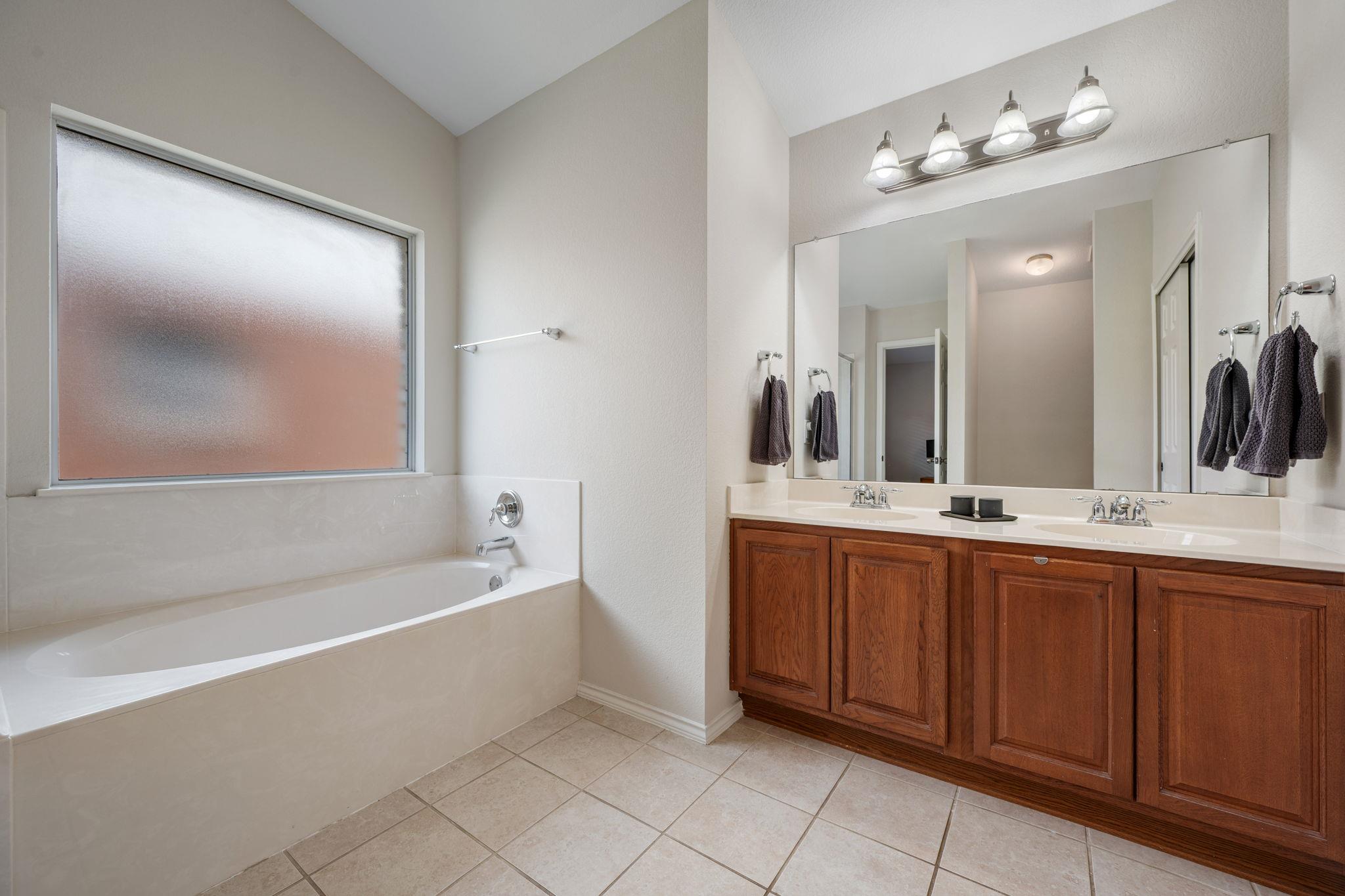 803 Brazos Bend DR