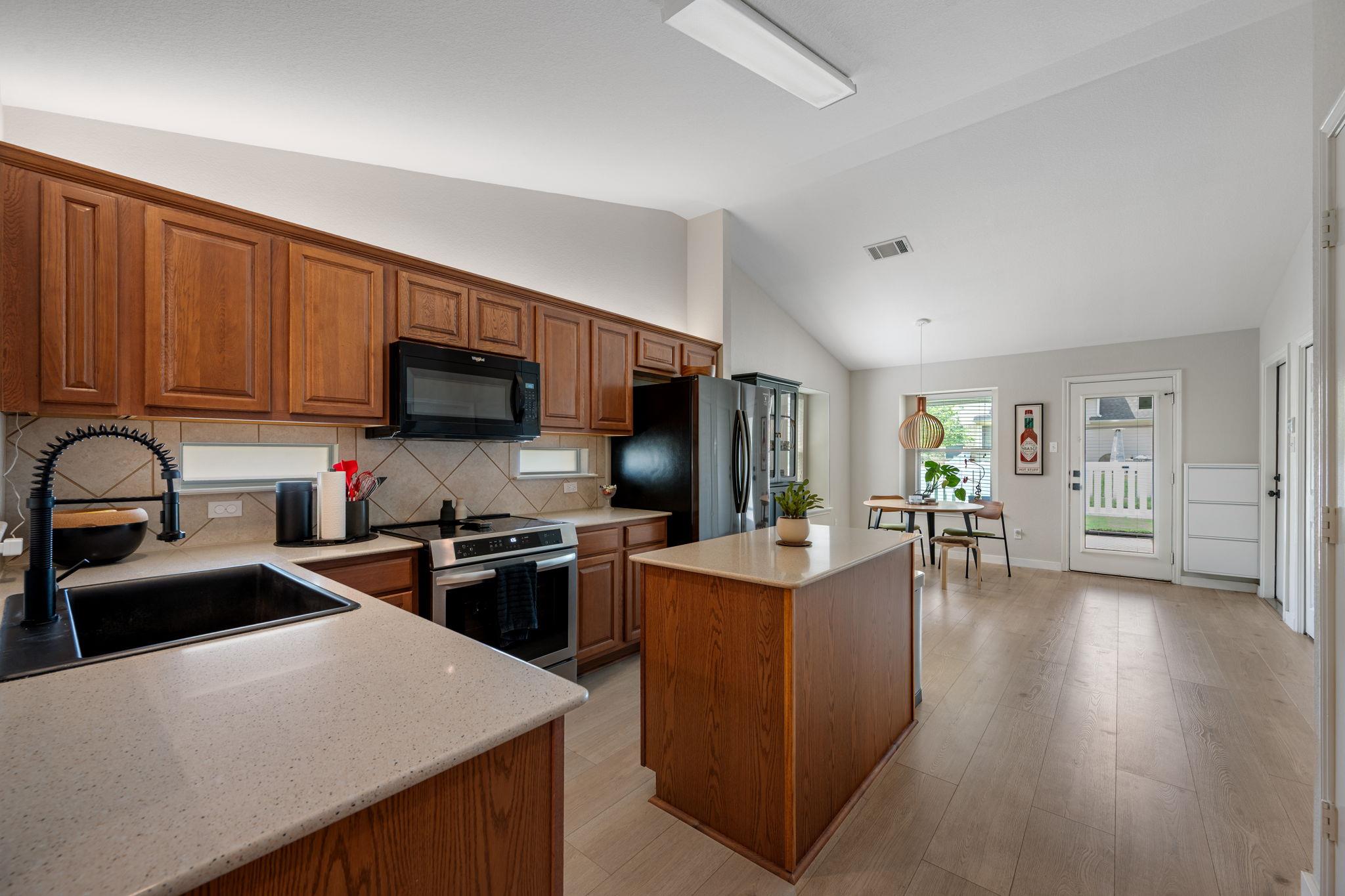 803 Brazos Bend DR
