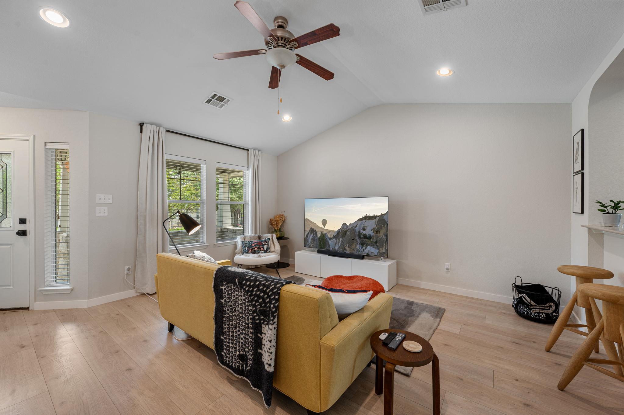 803 Brazos Bend DR