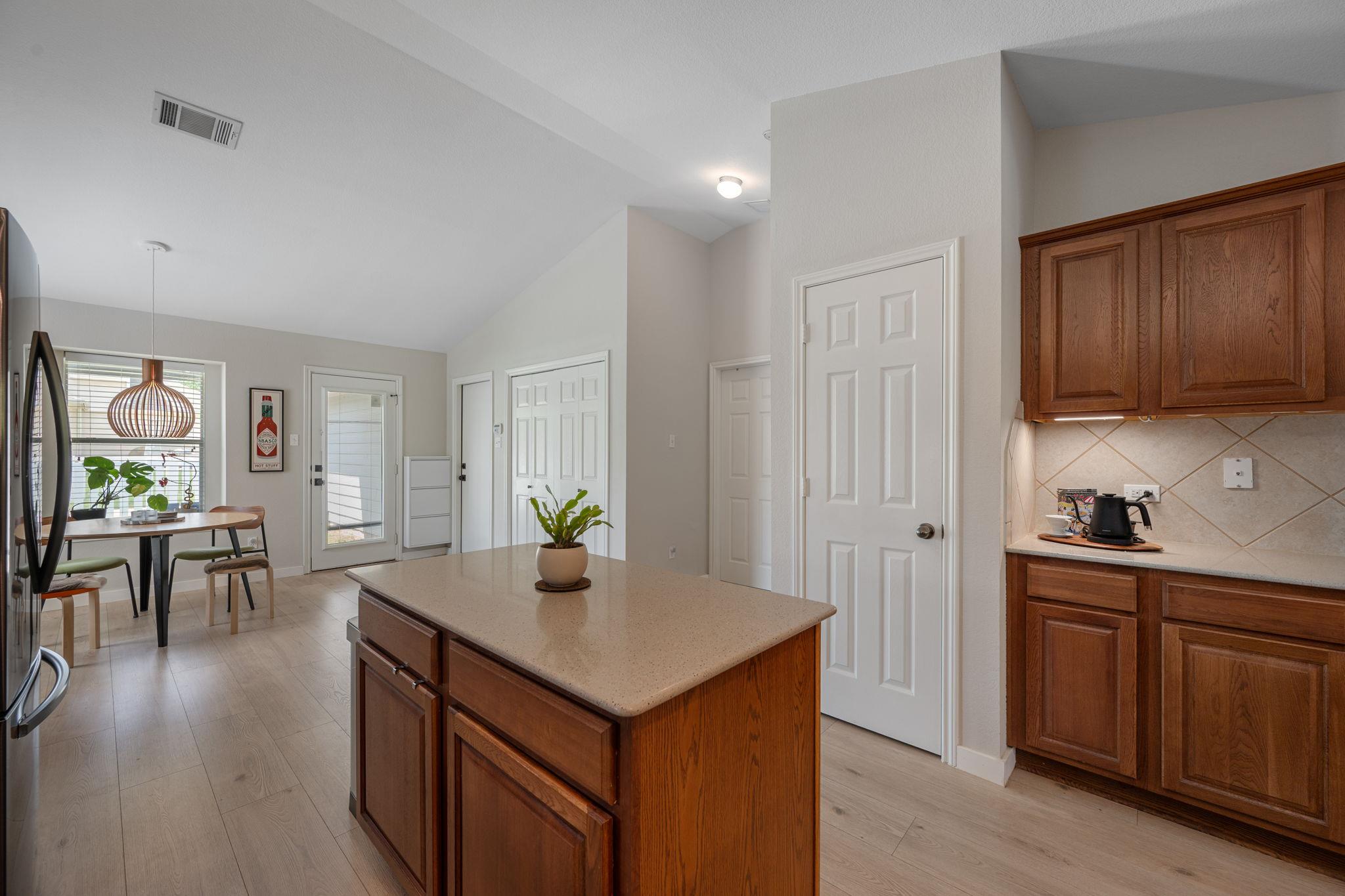 803 Brazos Bend DR