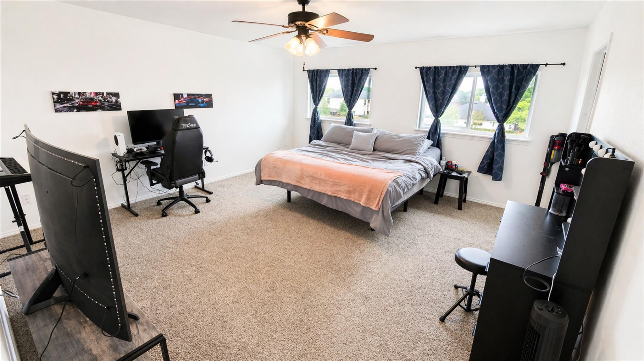 1405 Sheltie LN