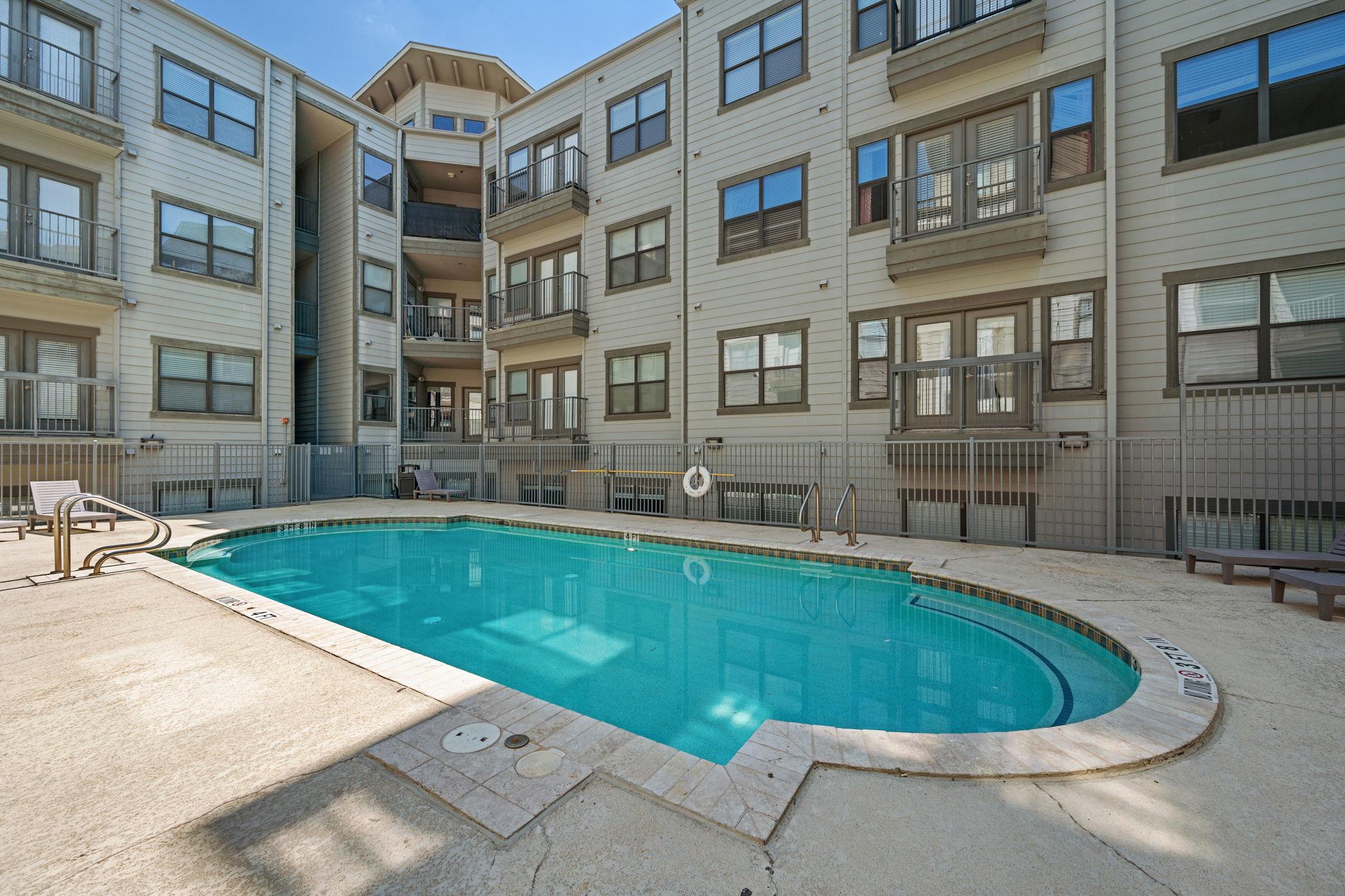 2502 Leon Street # 207