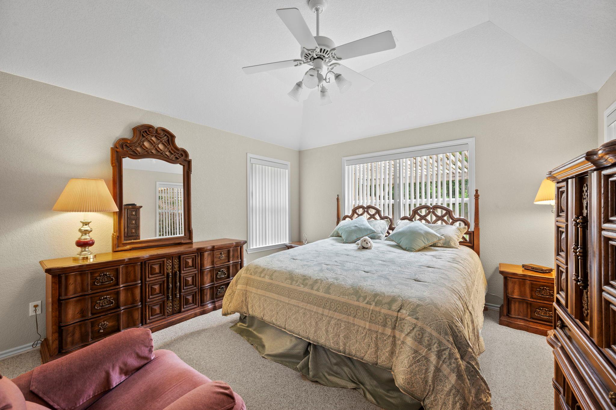 107 Stacey LN