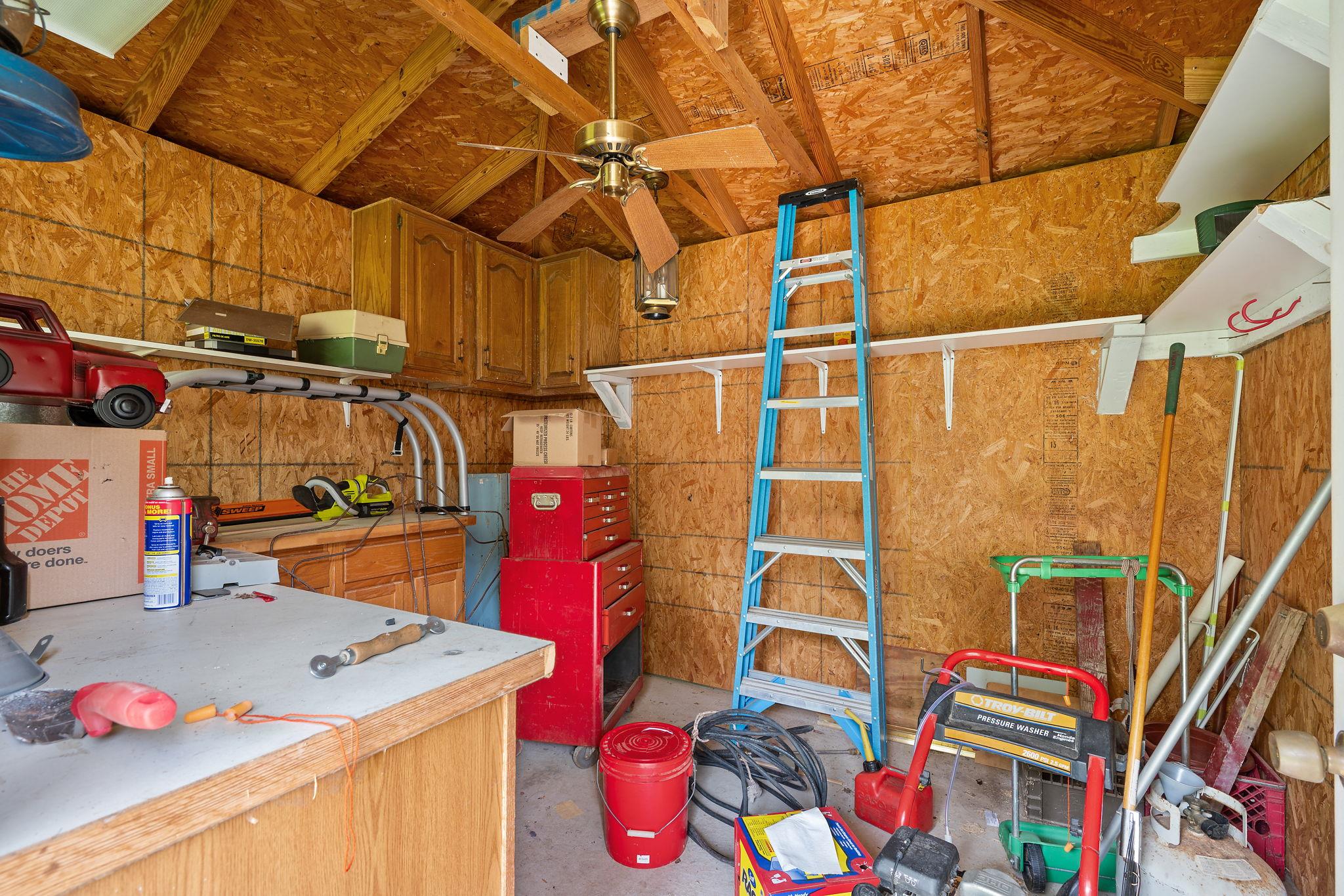 107 Stacey LN