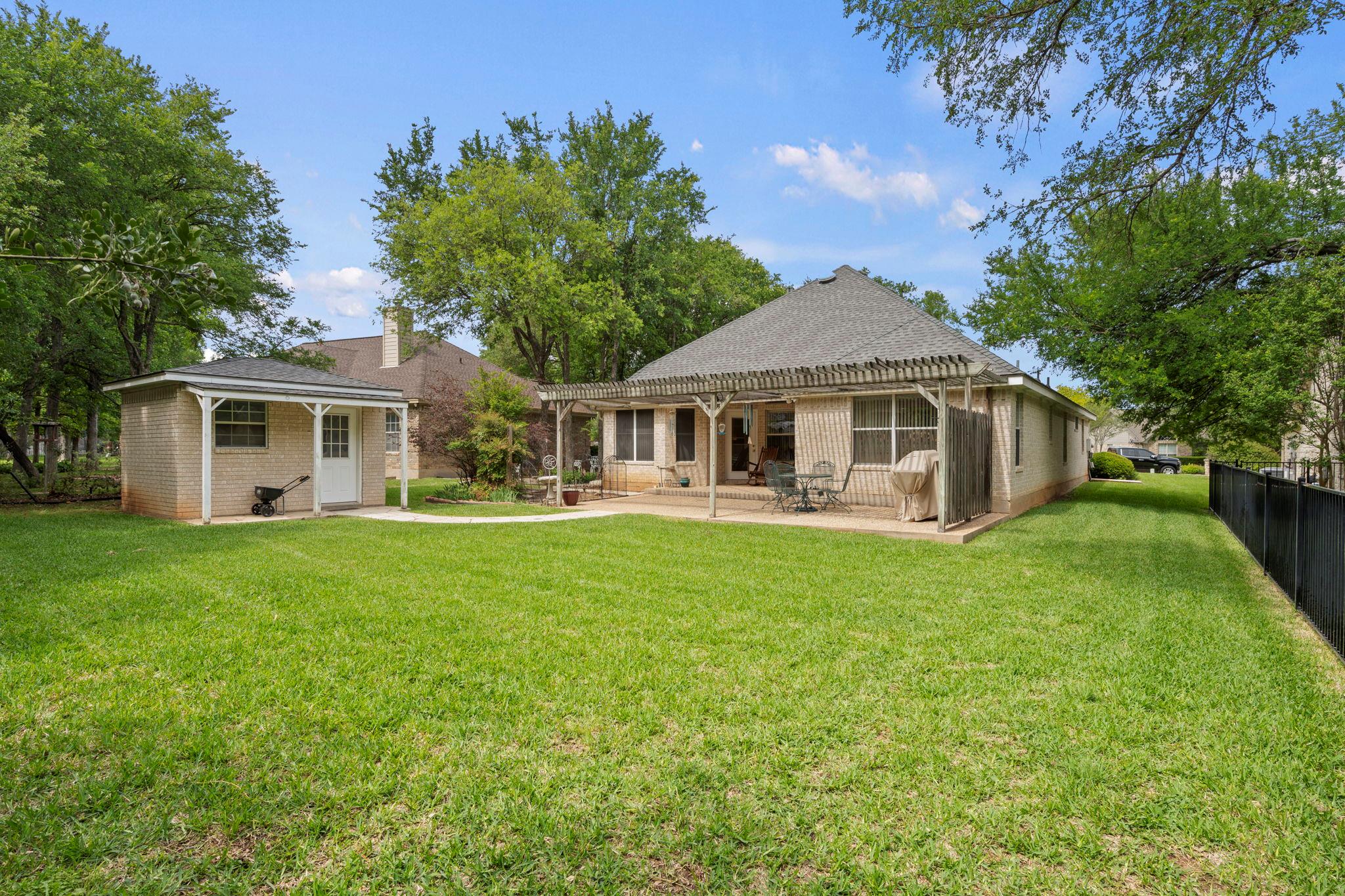 107 Stacey LN