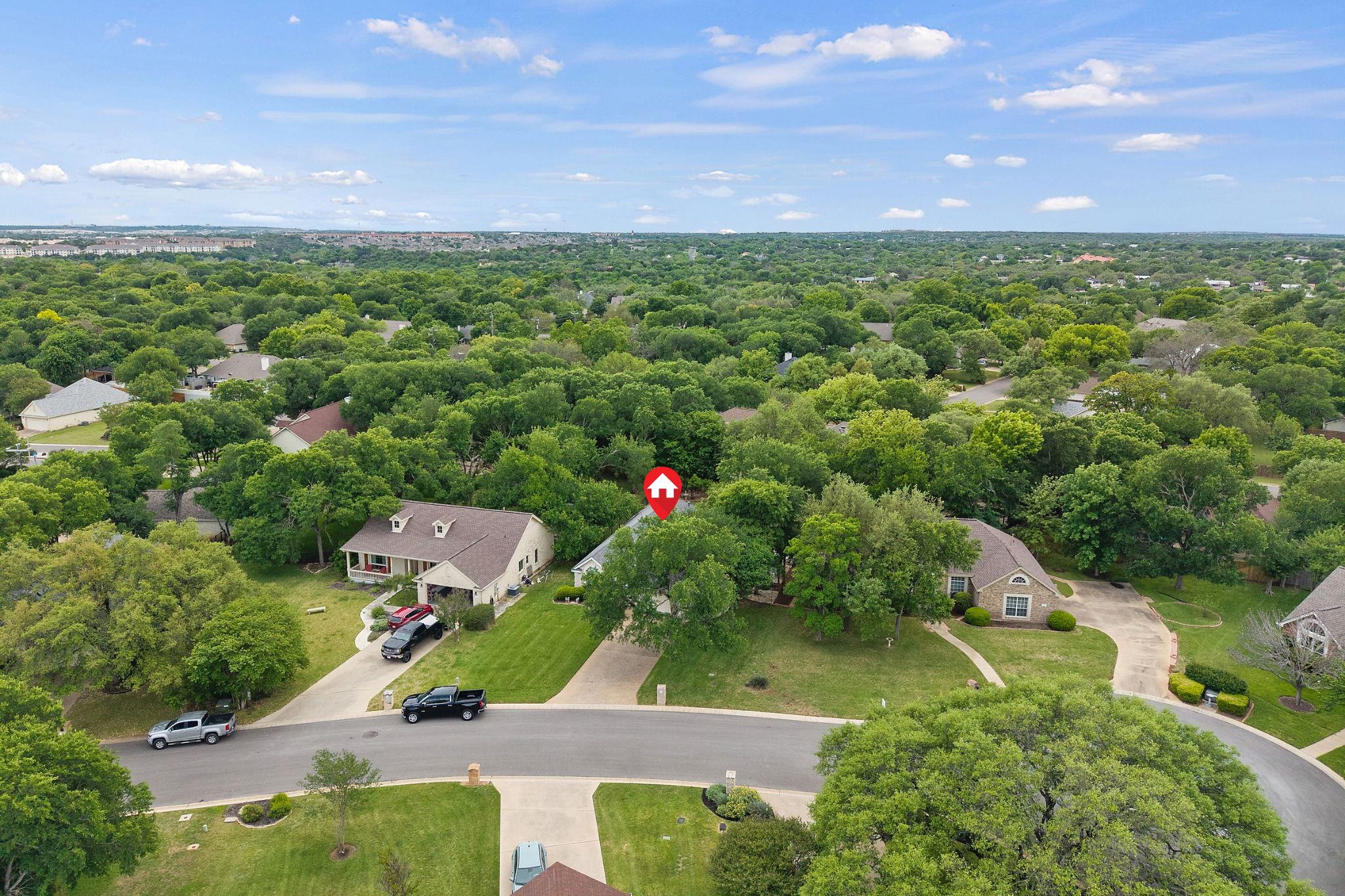 107 Stacey LN