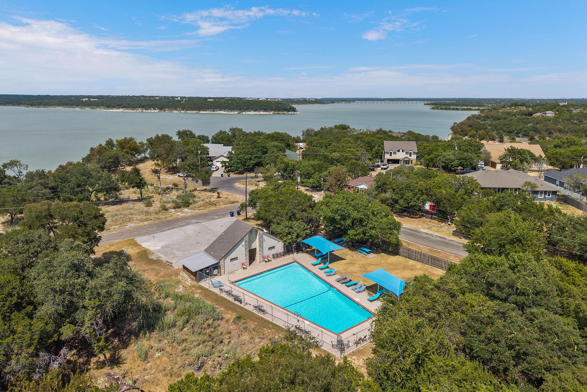 4975 Goliad DR