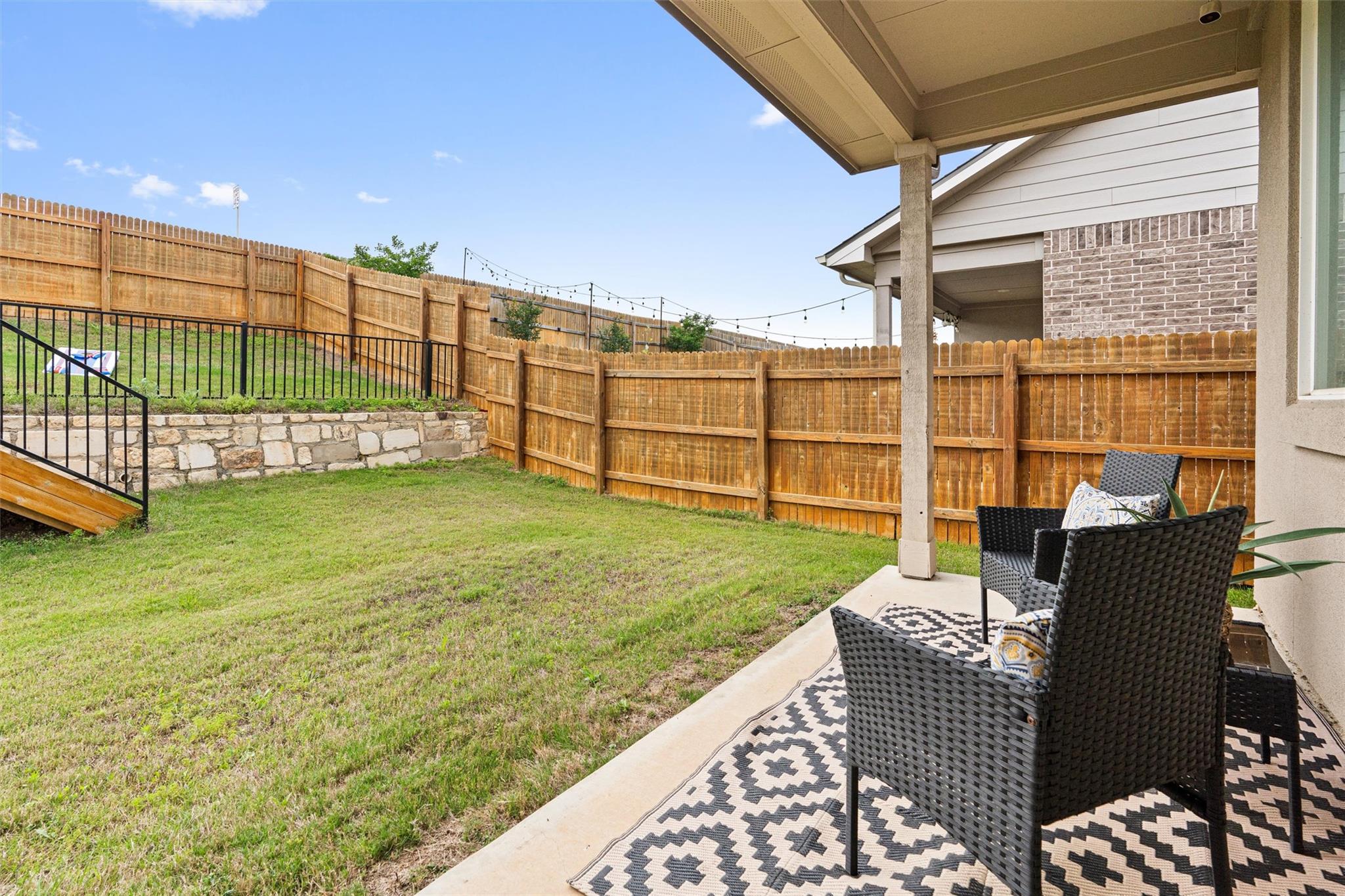 228 Brooklyn DR
