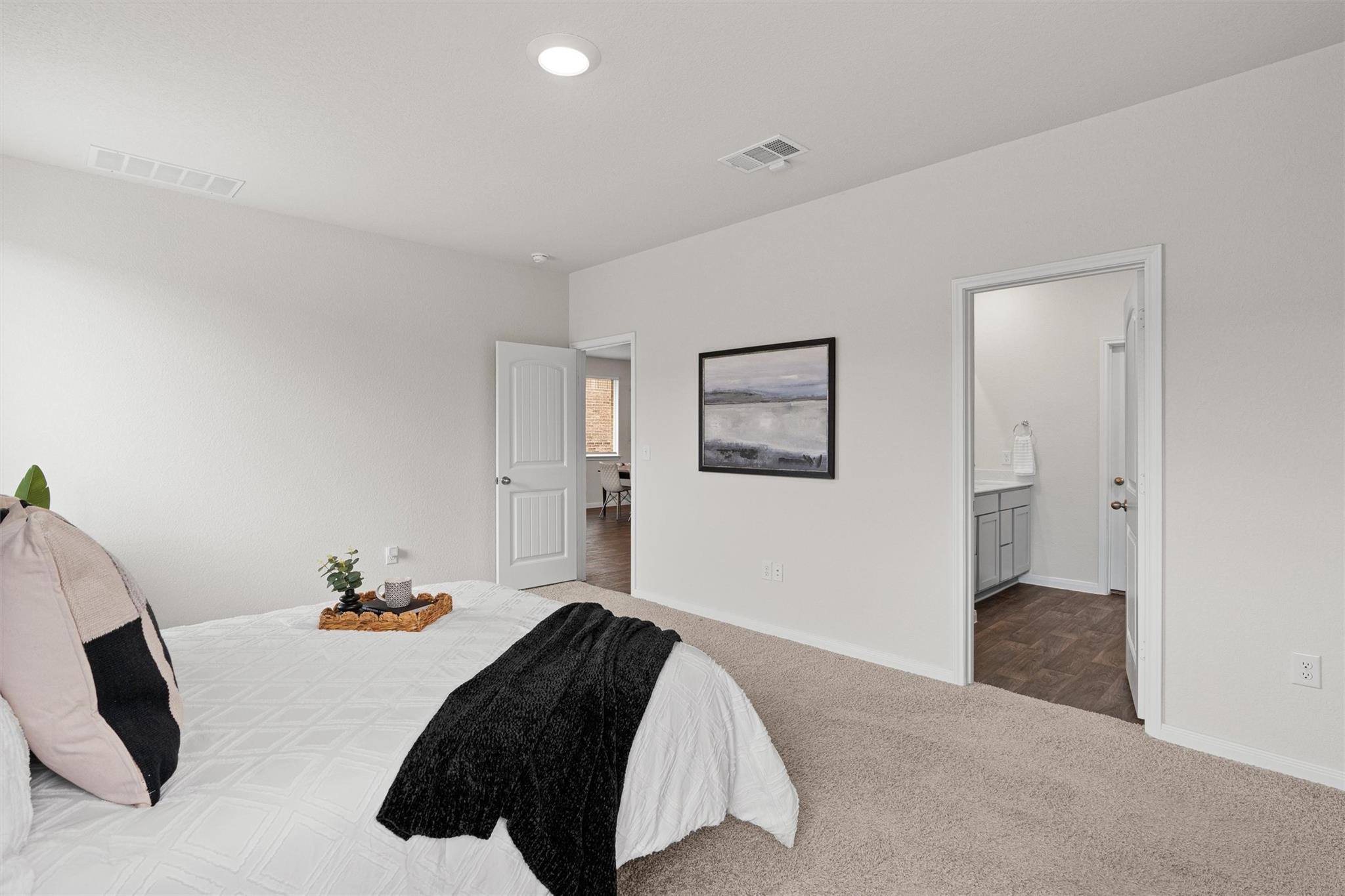 228 Brooklyn DR