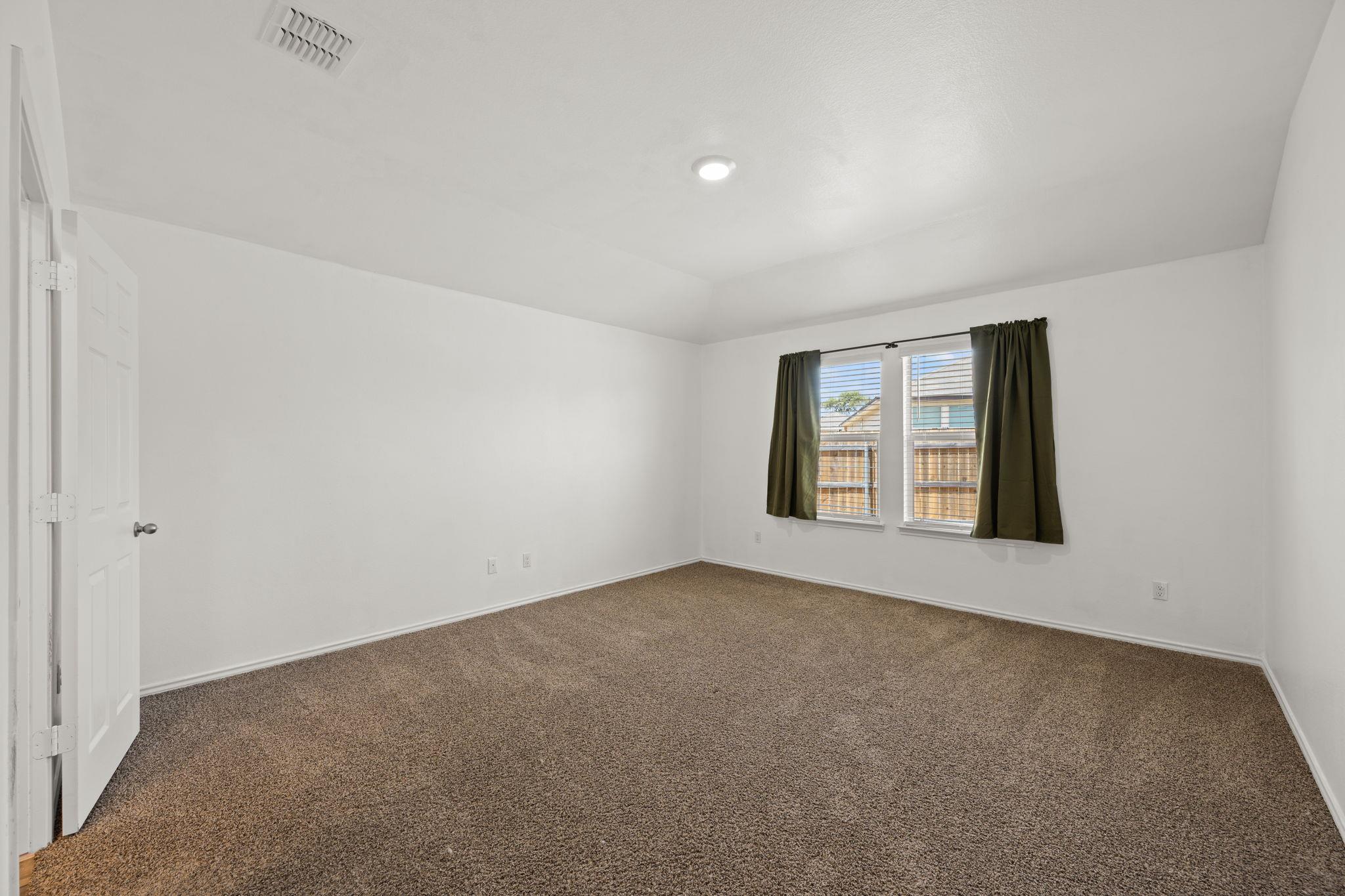 1012 Velvet CT