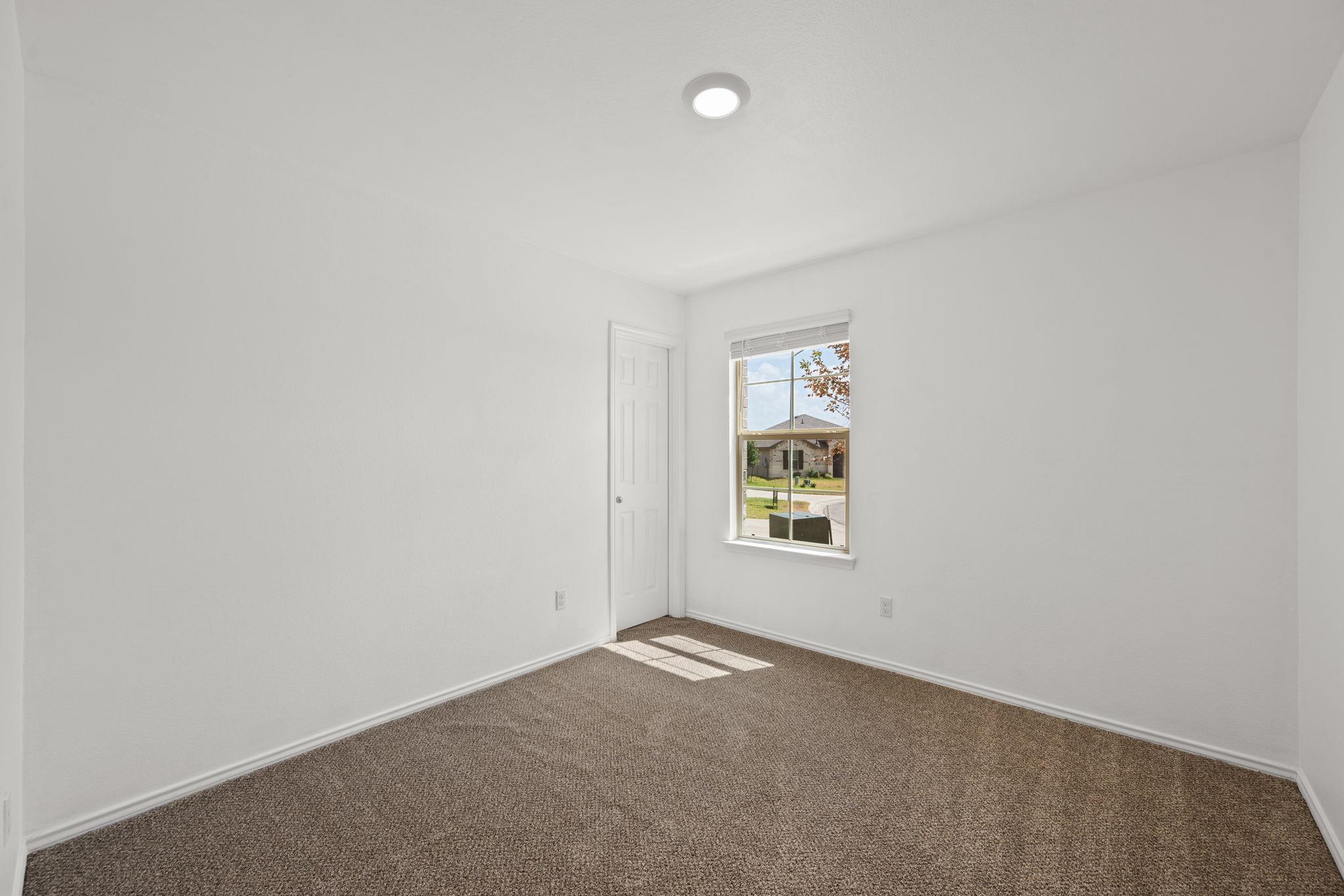 1012 Velvet CT