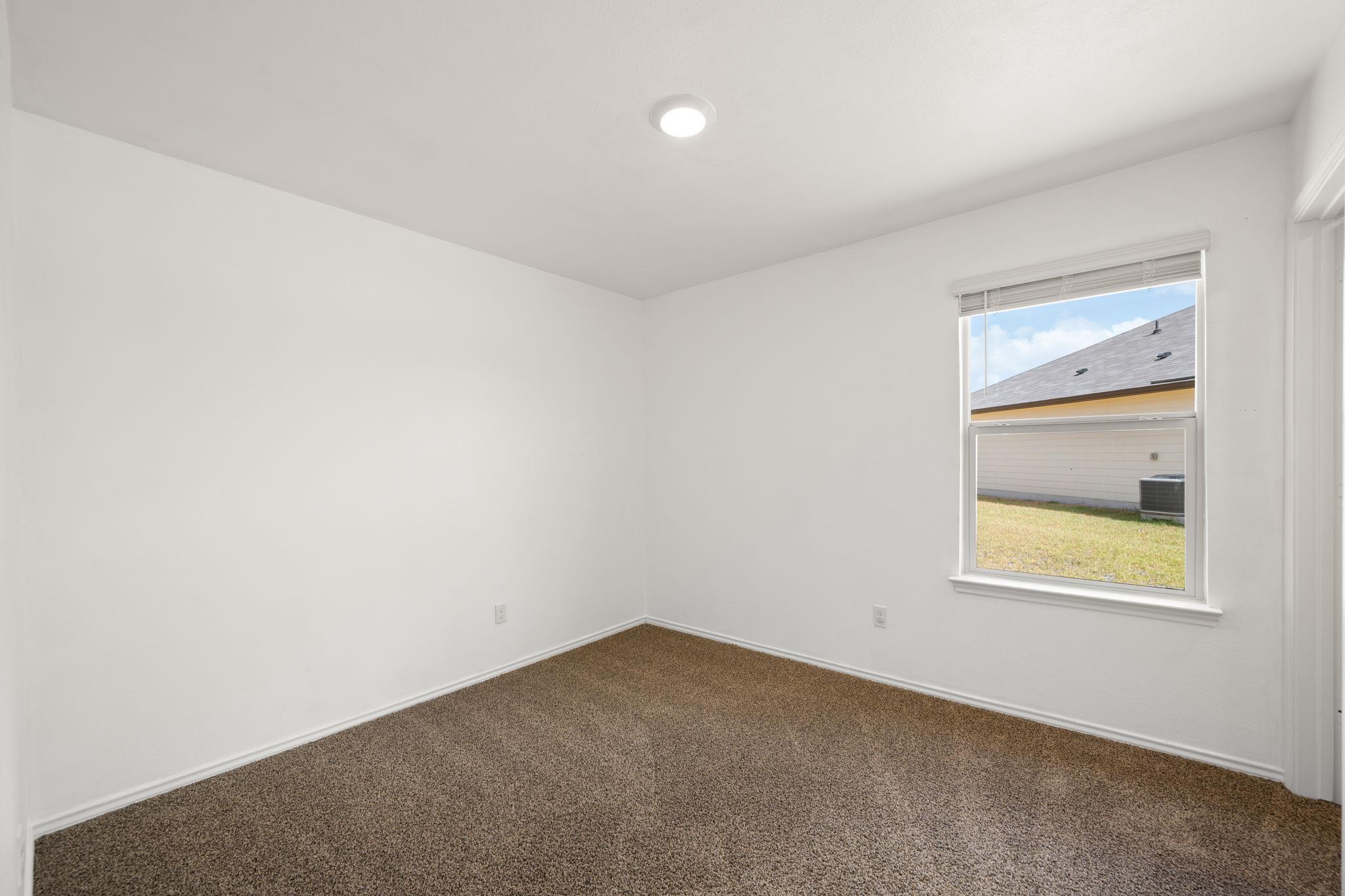1012 Velvet CT