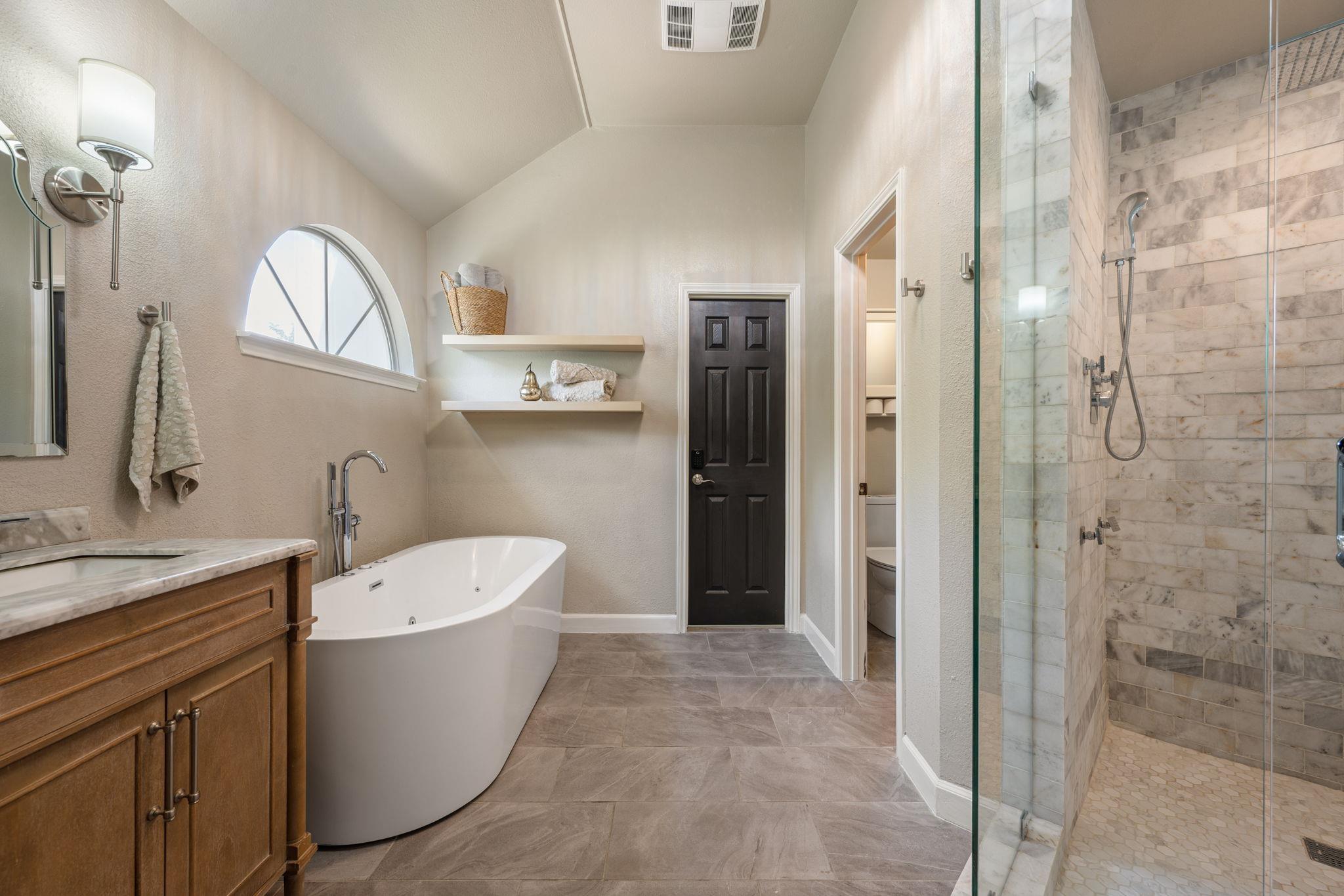 3923 Grayling LN