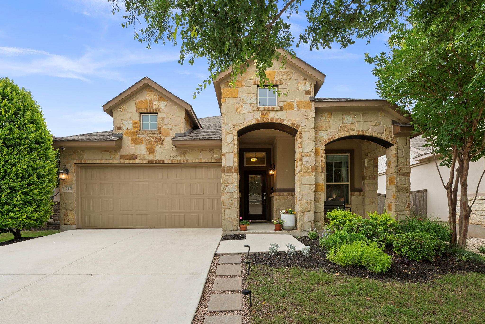 725 Blue Agave LN