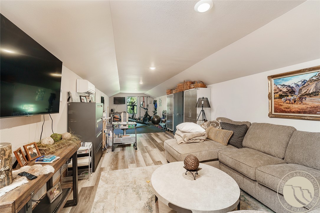 235 Upper Red Lodge Creek